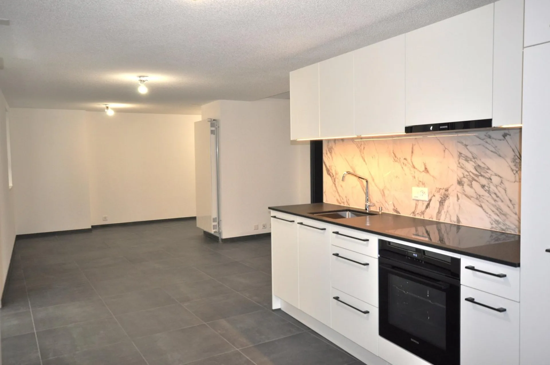 Sehr schönes Studio/Büro neu mit 50 m2 in Porrentruy