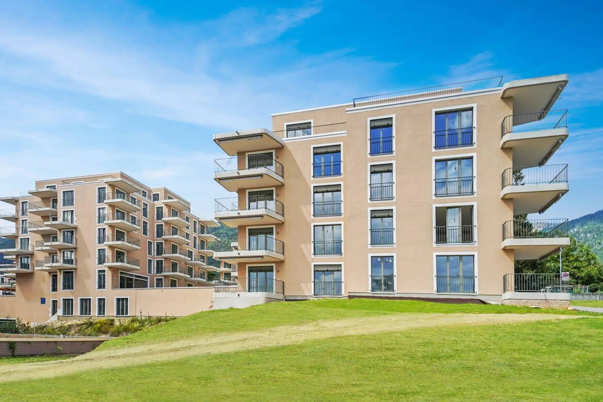 3.5-Zimmer-Wohnung mit grosser Terrasse zu vermieten