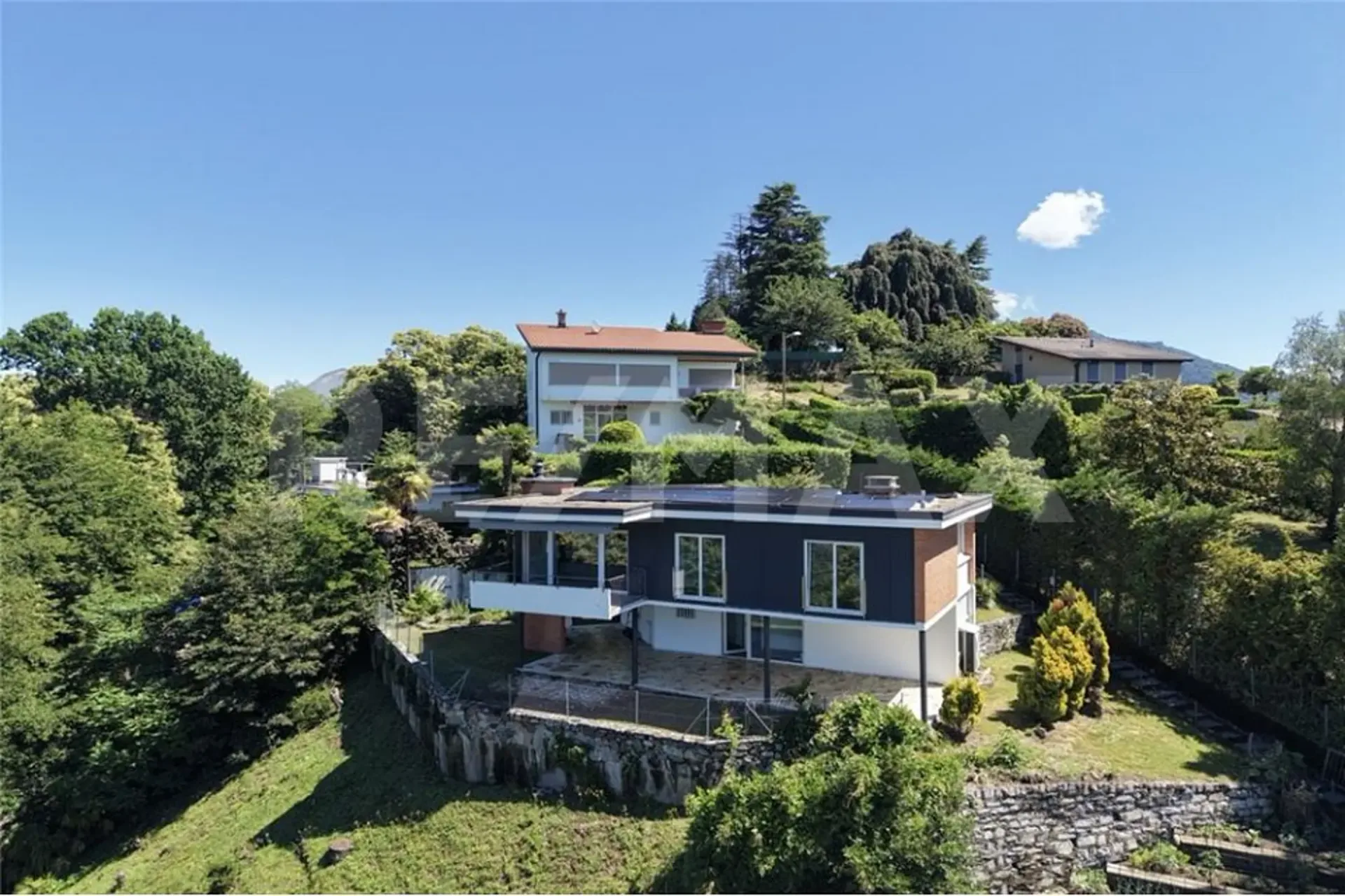 Villa panoramica con grande giardino e vista aperta  Breganzona