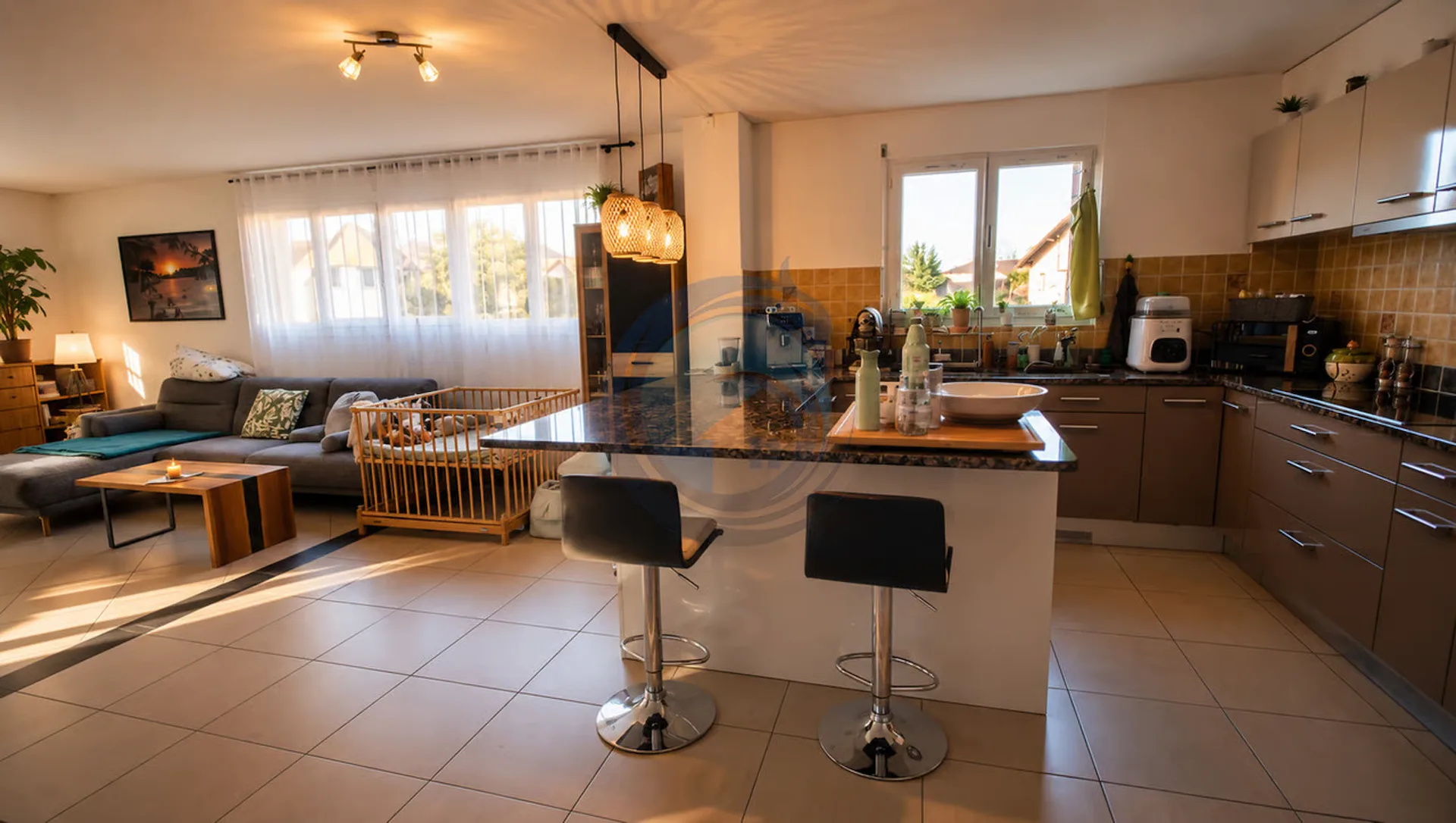 Schönes Dachgeschoß-Reihenhaus mit 4,5 Zimmern, Terrasse und eigenem Garten