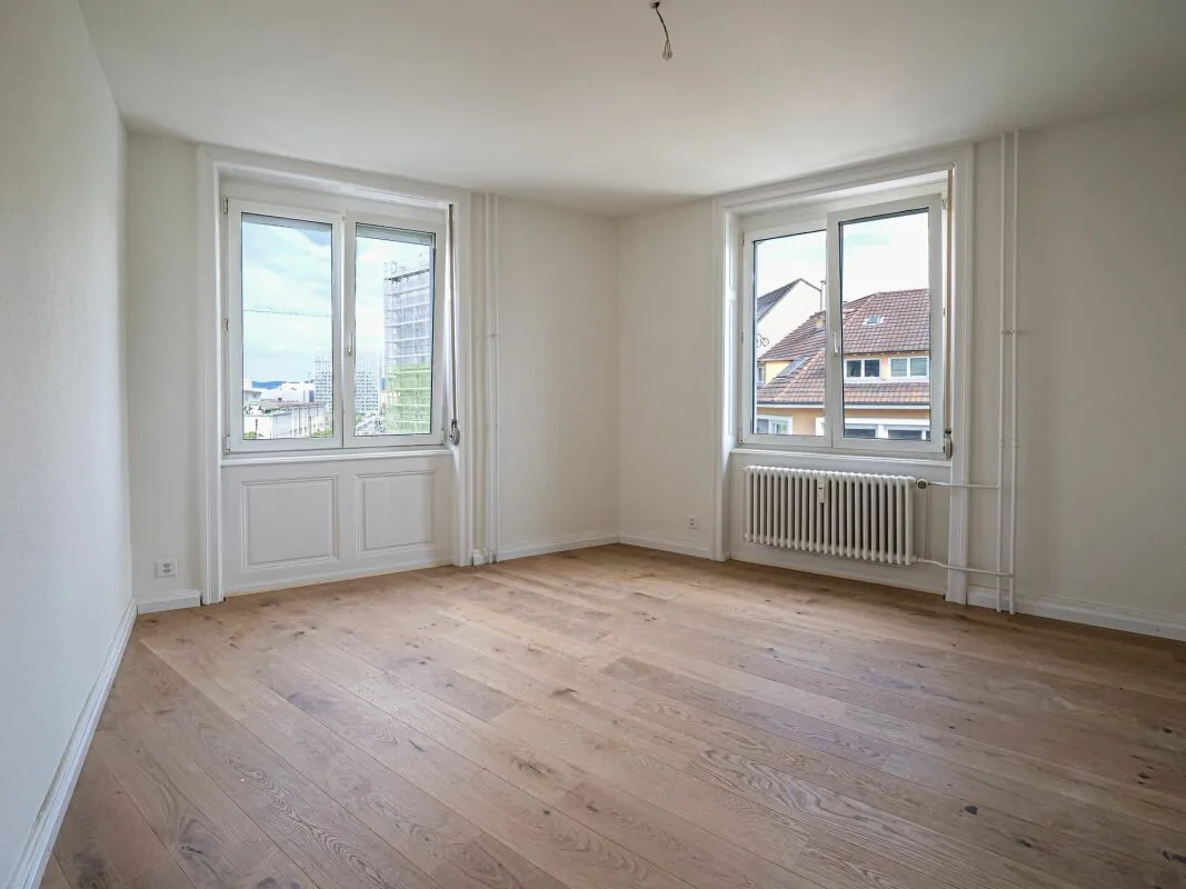 Modern 3-room apartment with old building charm