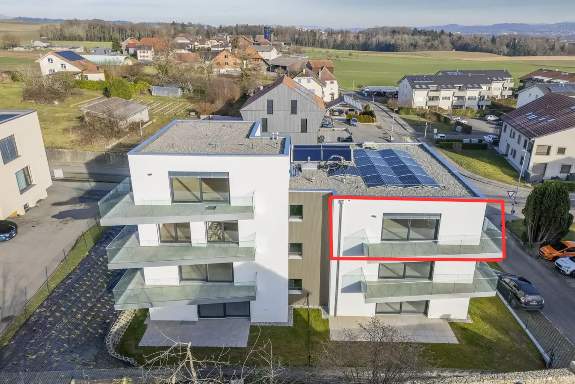 4.5P EN ATTIQUE AVEC PARKING SOUTERRAIN  LOT 6