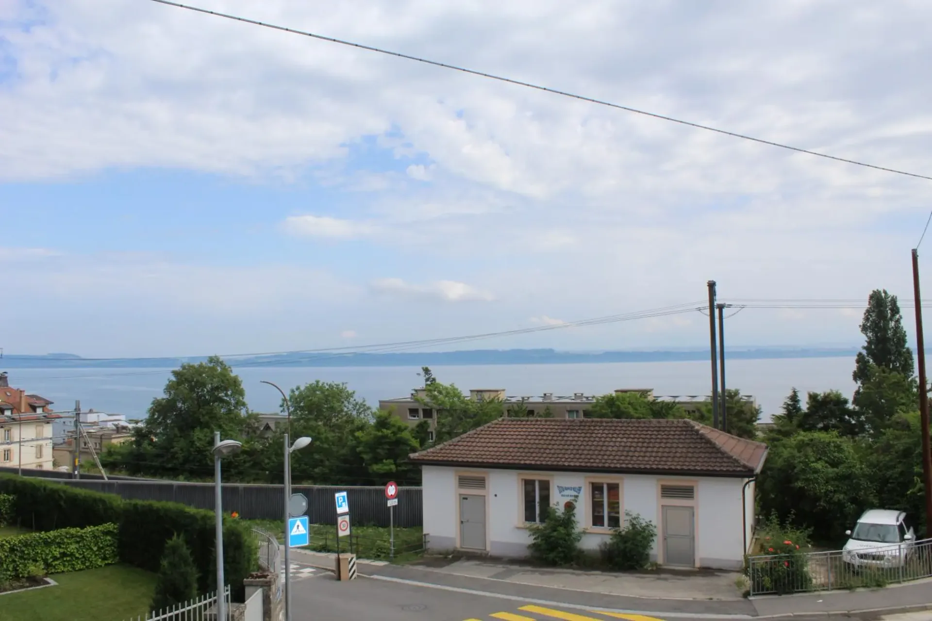 PRÄCHTIGES APPARTEMENT MIT SEESICHT