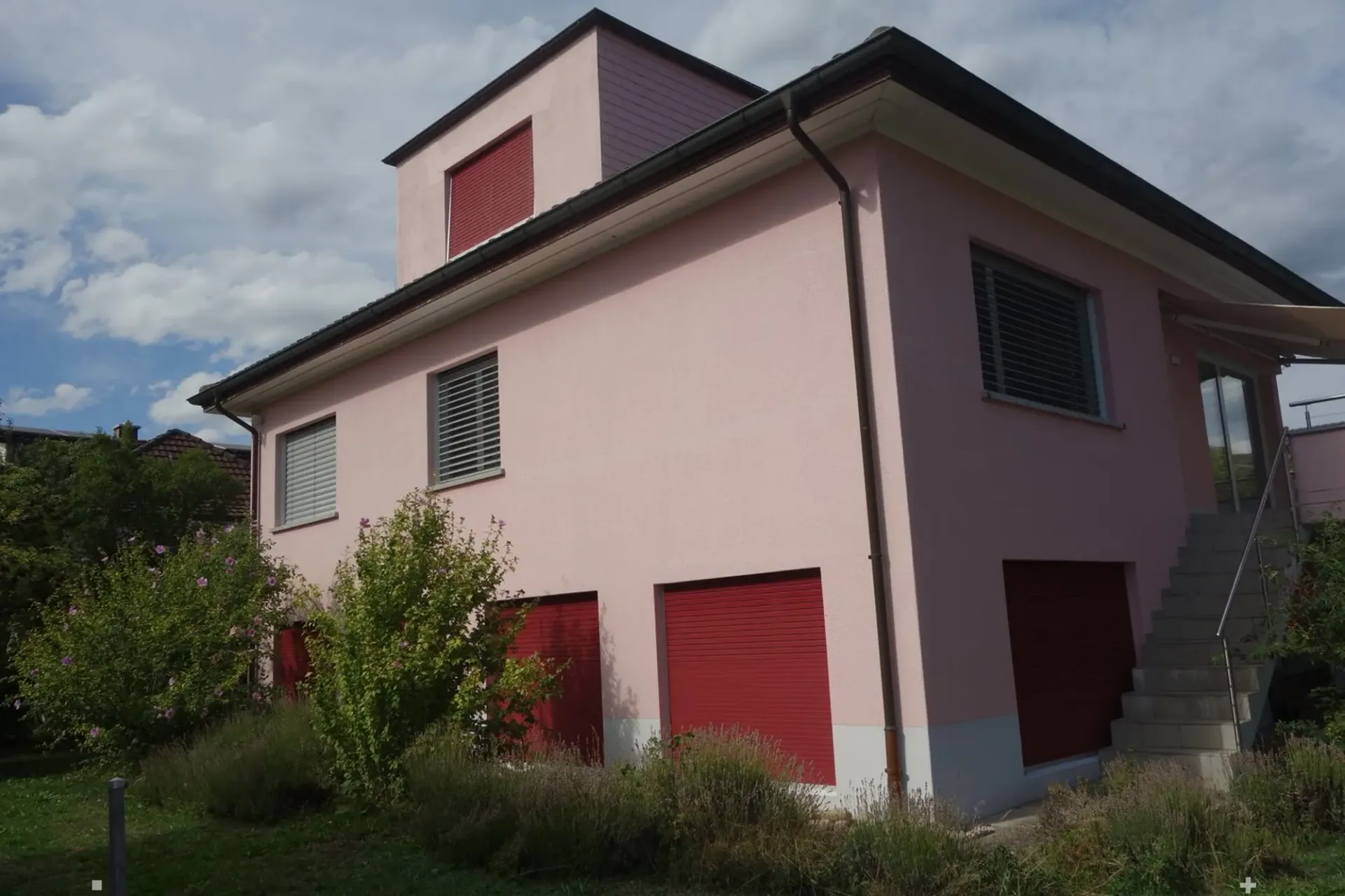 Maison individuelle spacieuse de 6 pièces à Bienne