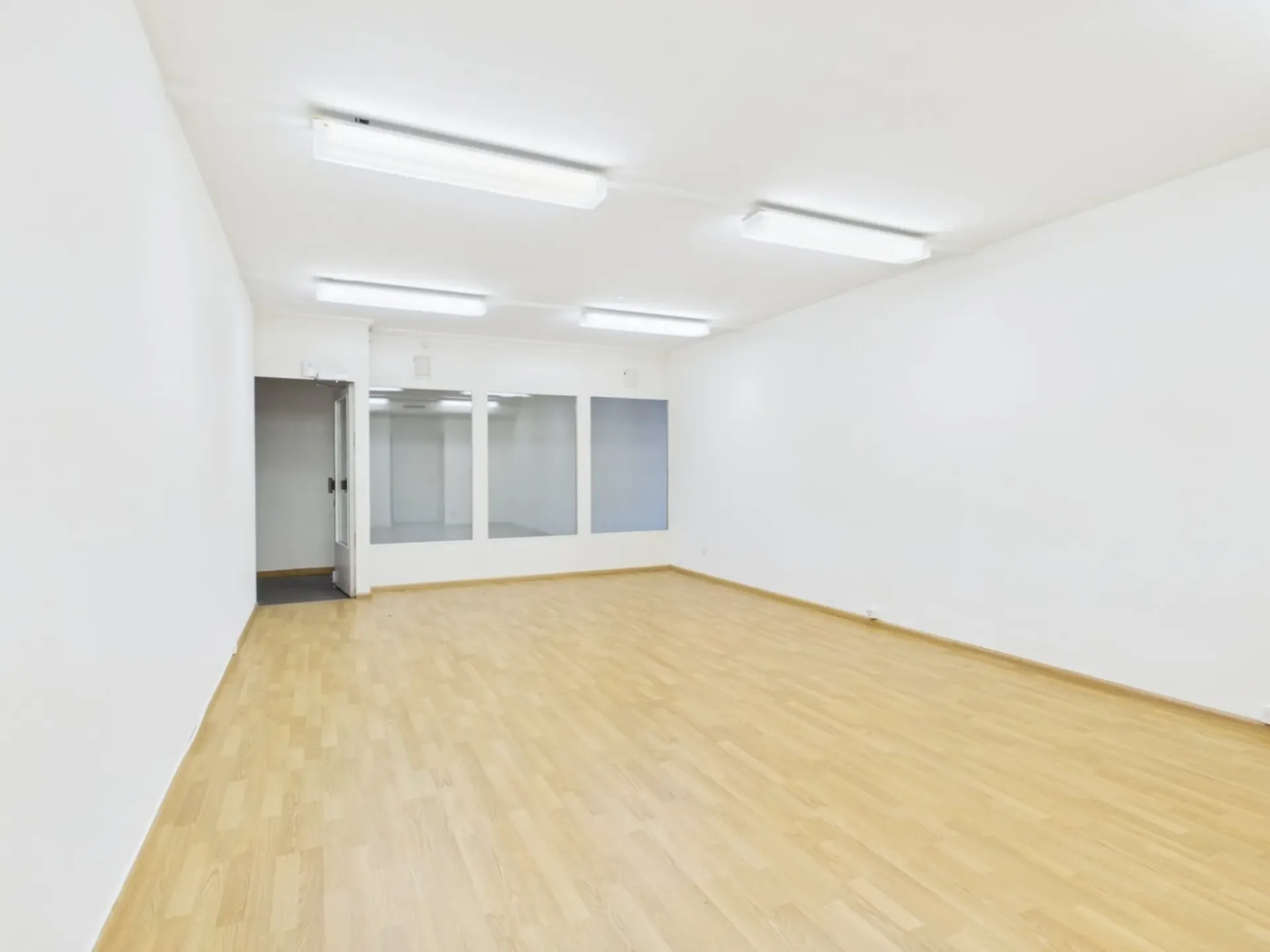 Commercial property in central location in Füllinsdorf