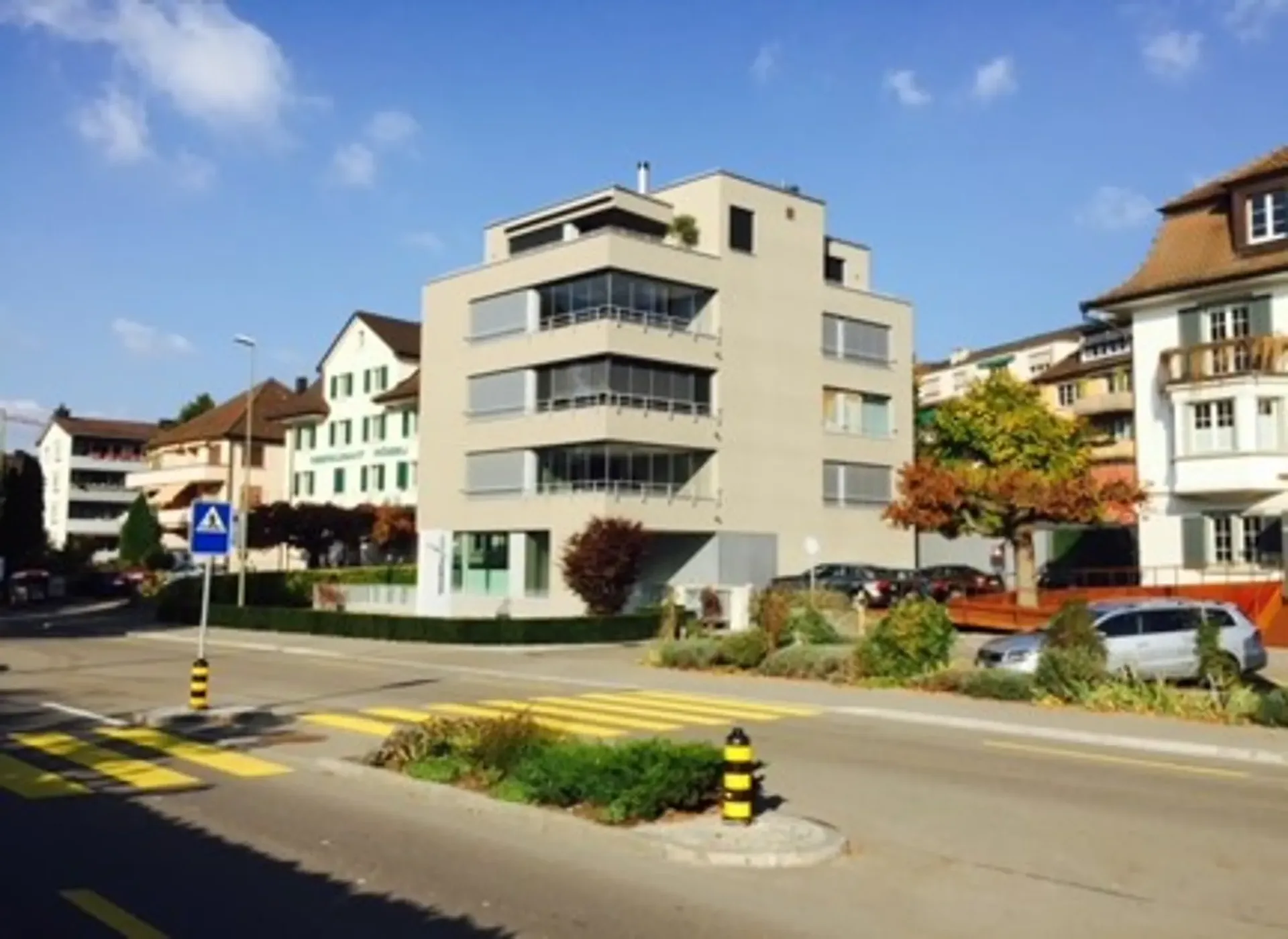 Büro/Atelier/Praxis im EG und Sous-Sol nahe See und S-Bahnhof