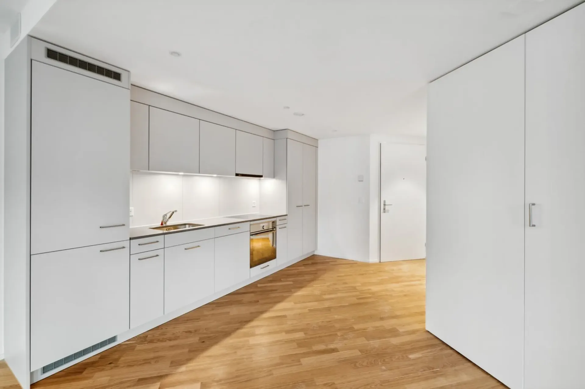 Moderne 2.5-Zimmerwohnung im Tower Münchenstein BL