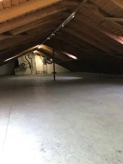 Storage rooms on the 5th floor for rent