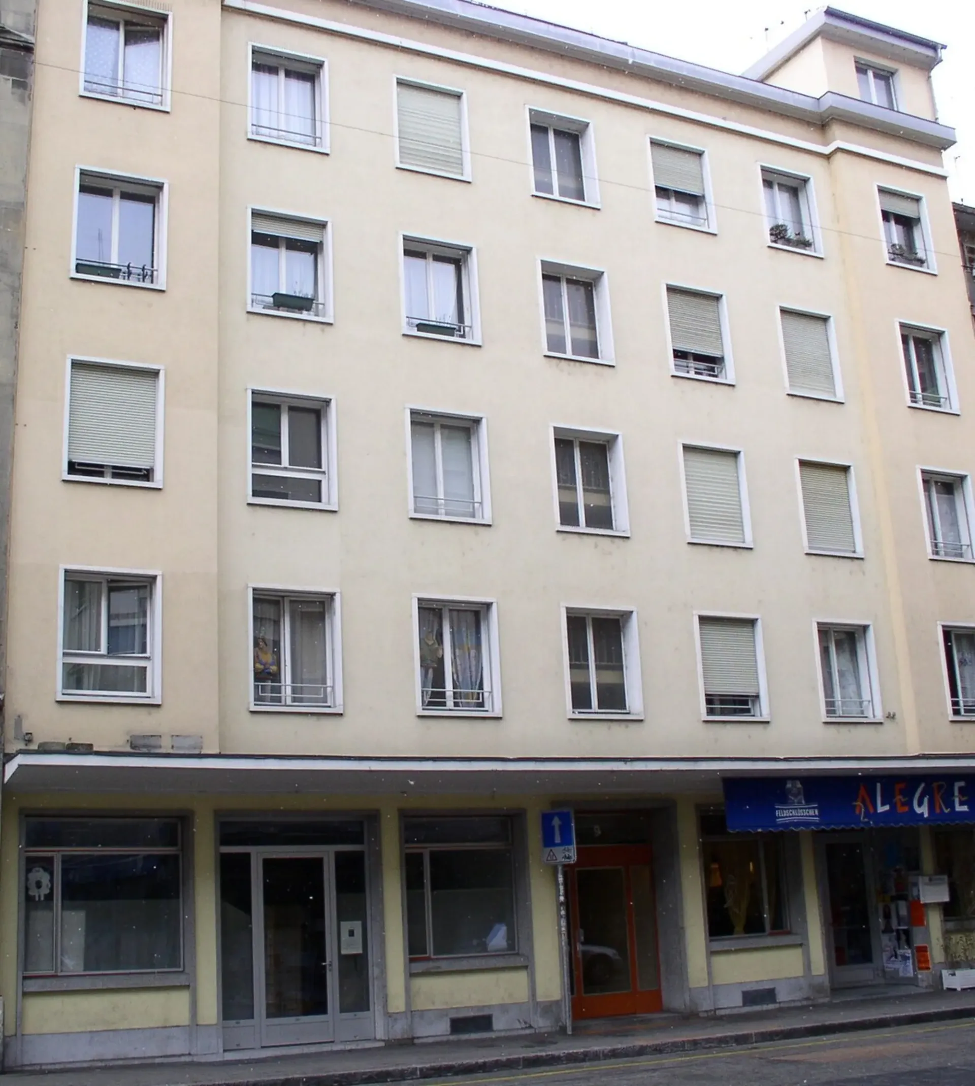 Wohnung mit 1,5 Zimmern im 4. Stock