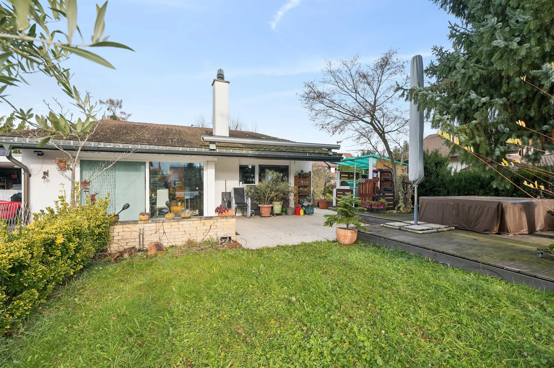 Ein Zuhause mit Charme und grossem Garten