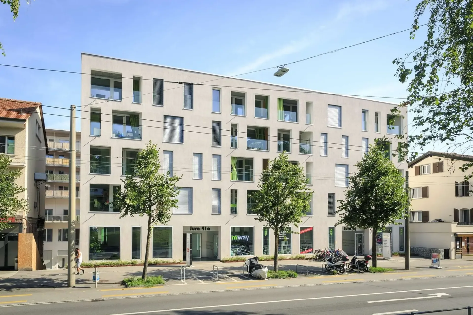 Wohnung mit 3,5 Zimmern im 1. Stock mit etwa 88,10m2 und Balkon