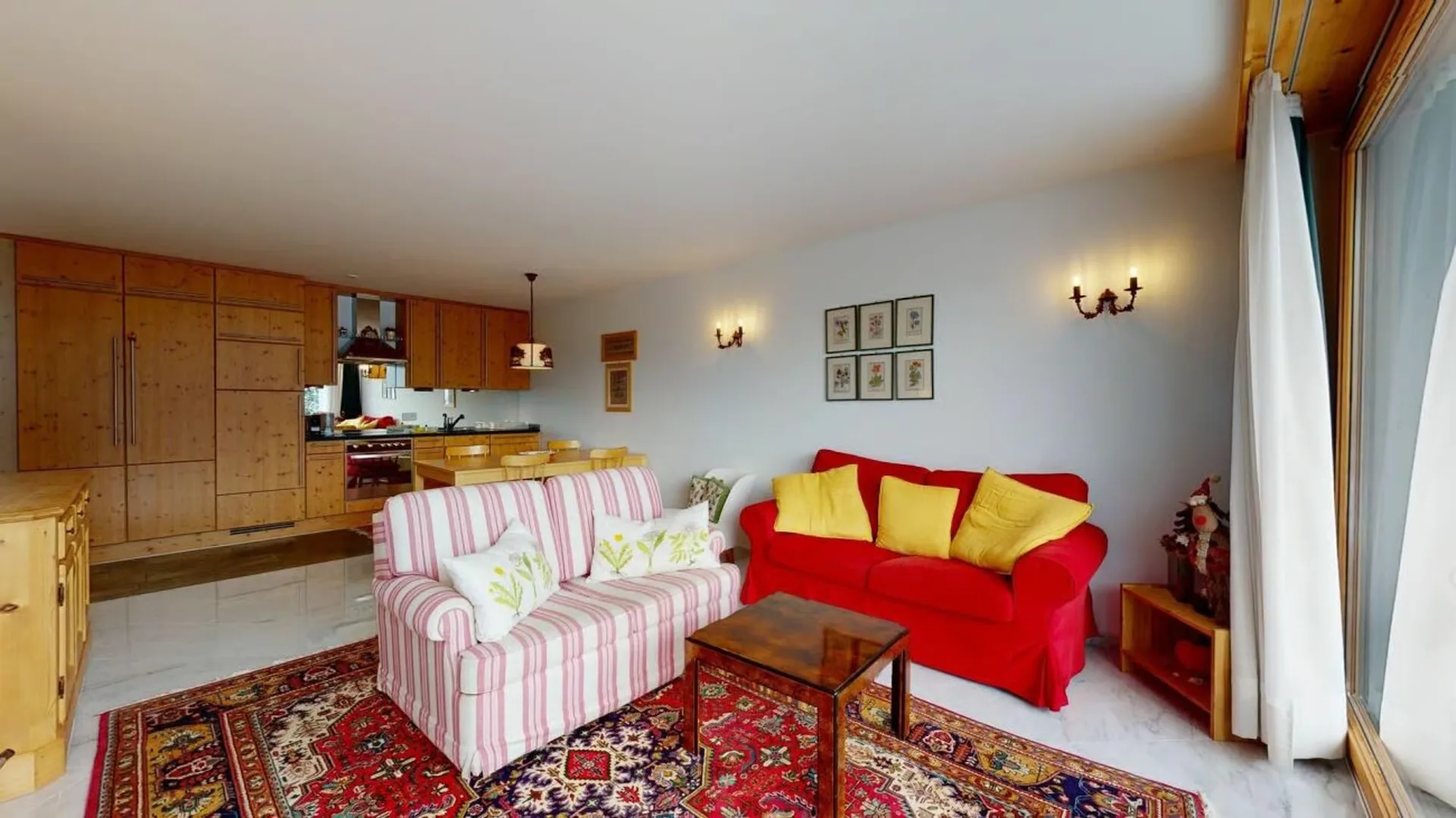 2.5 Zimmer-Wohnung mit Terrasse und Aussicht
