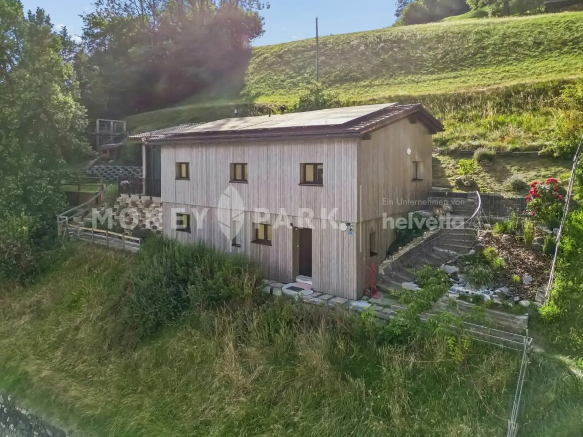 Saniertes 4.5-Zimmer-Einfamilienhaus an Südhang-Sonnenlage über Chur