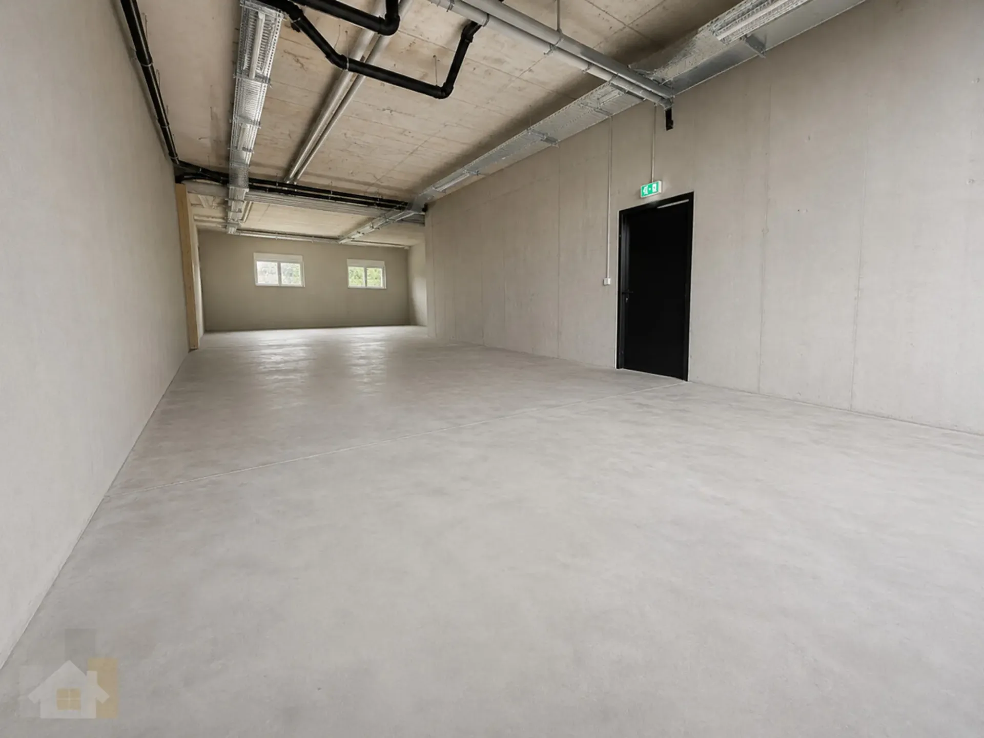 Neuwertige, beheizbare Lagerfläche mit 152 m² in Neukirch-Egnach