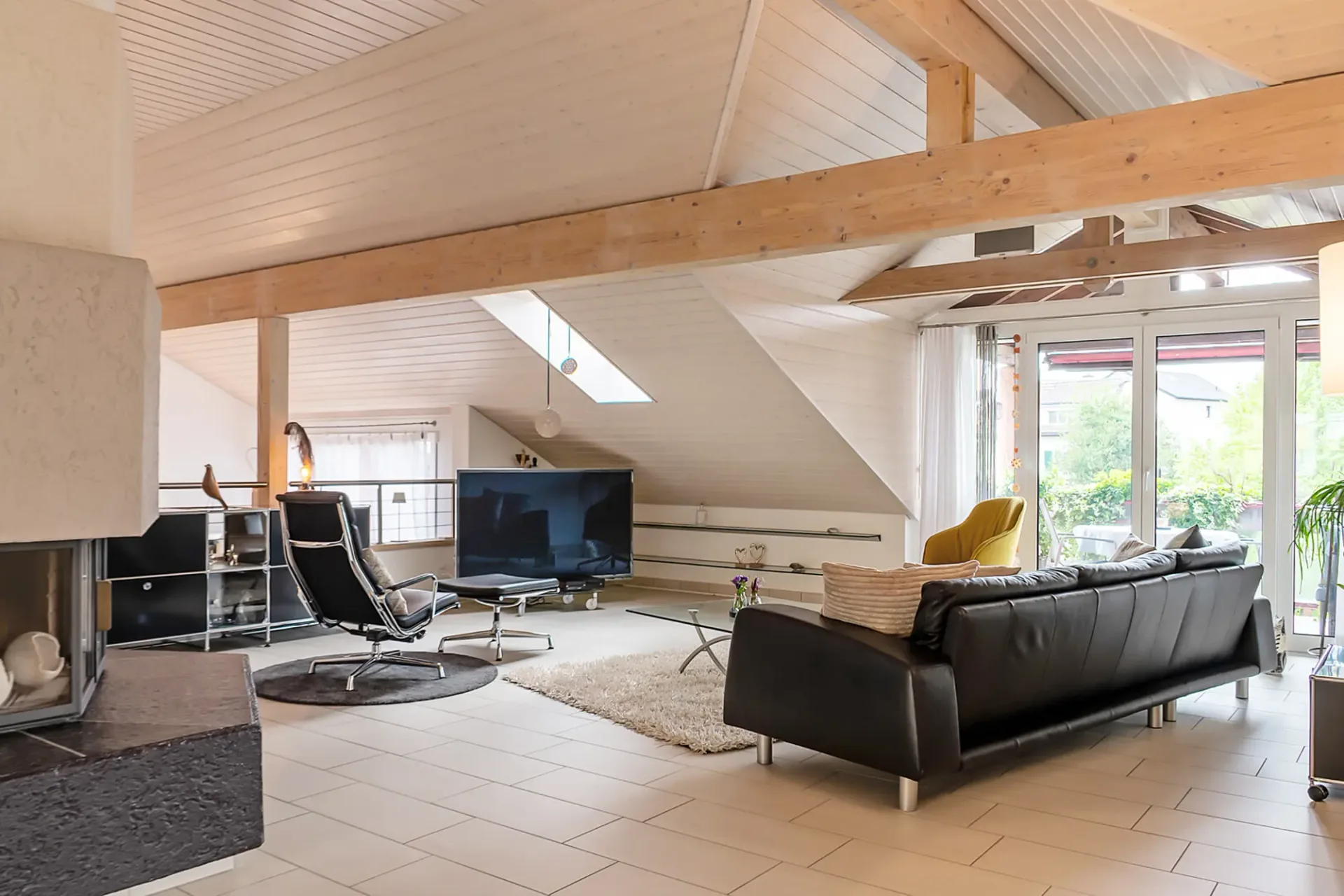 Stilvolle Dachwohnung mit grosszügigen 195 m²