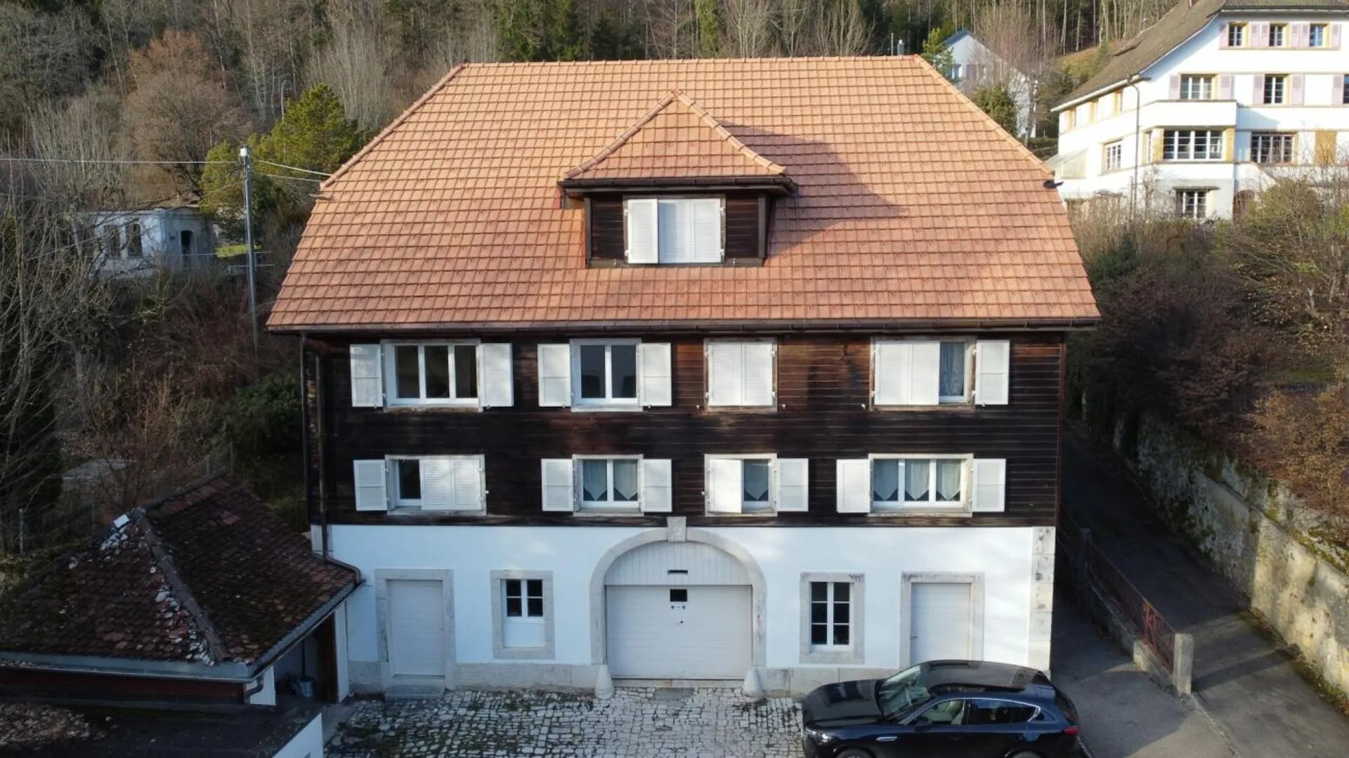 St-Imier, Gebäude mit 6 Wohnungen - 5,79% Rendite