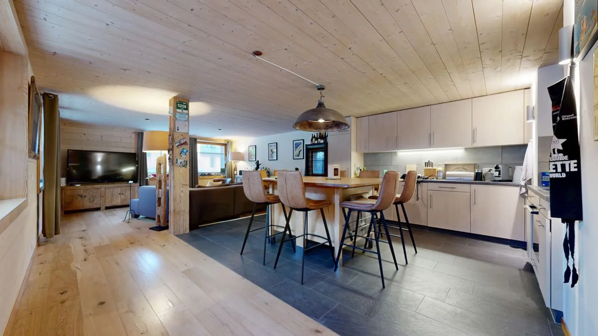 Prächtiges und helles 3,5-Zimmer-Apartment mit 90m2