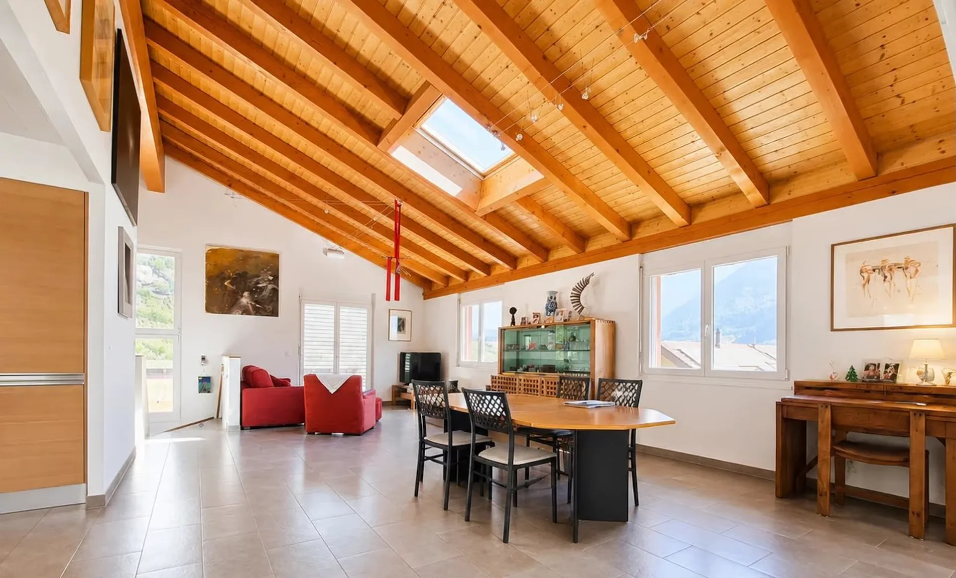 Saint-Maurice | Geräumige Familienvilla mit Garten und Panoramablick