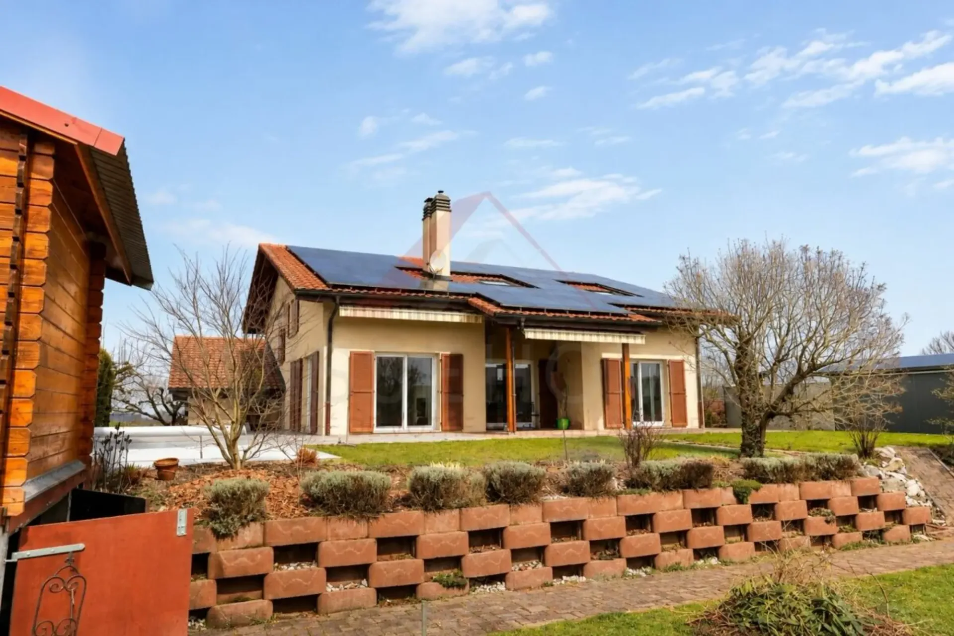 Einzigartiges Familienhaus mit Pool, Sauna und großem Garten in La Brillaz