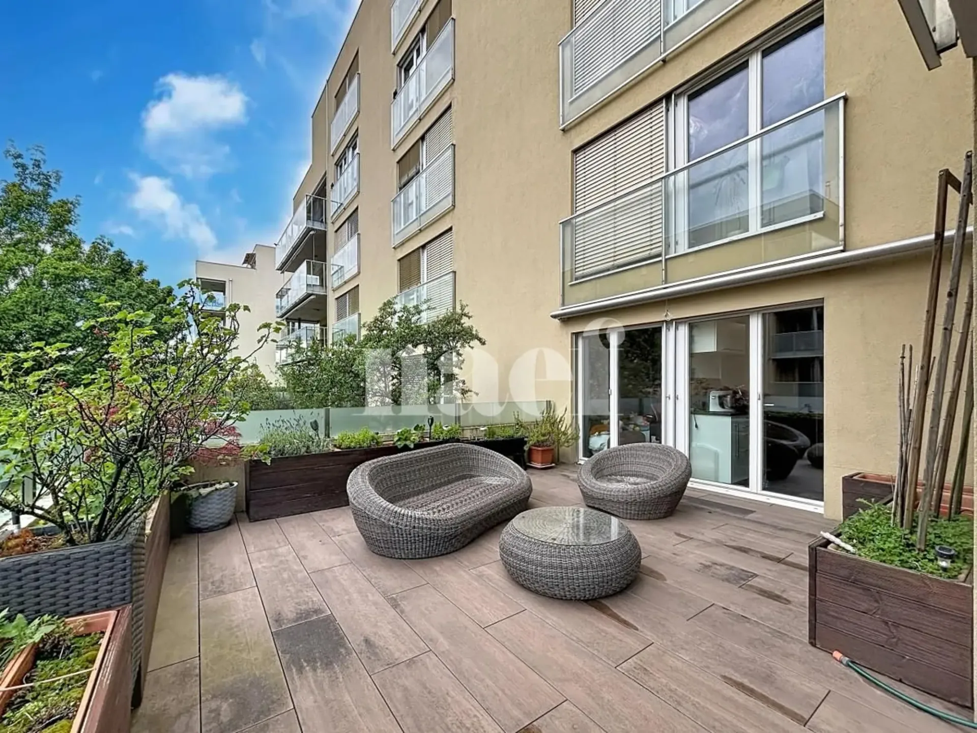 Geräumige Wohnung in einer Residenz mit Swimmingpool