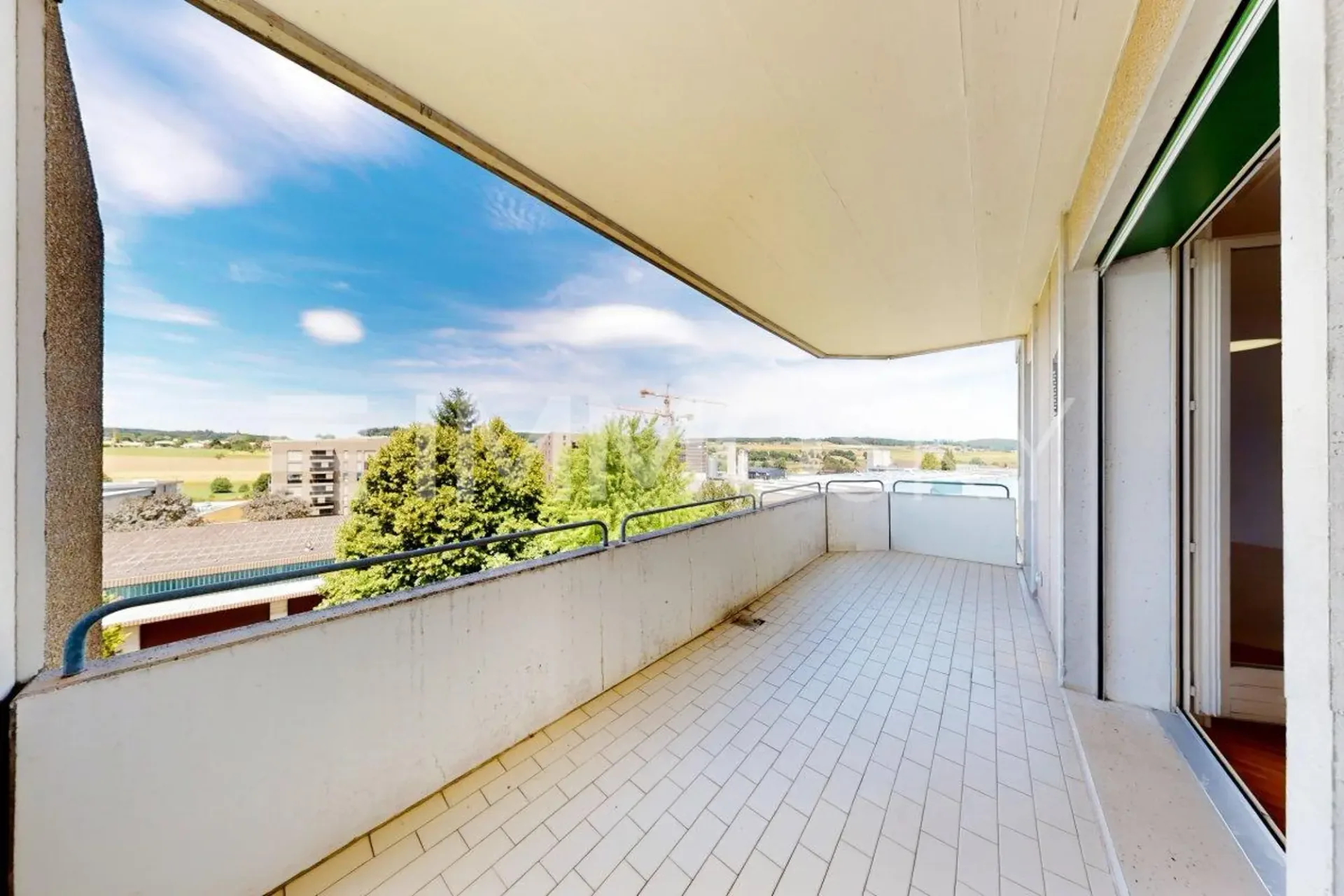 Geräumige 2.5-Zimmer-Wohnung mit Balkon in Romont