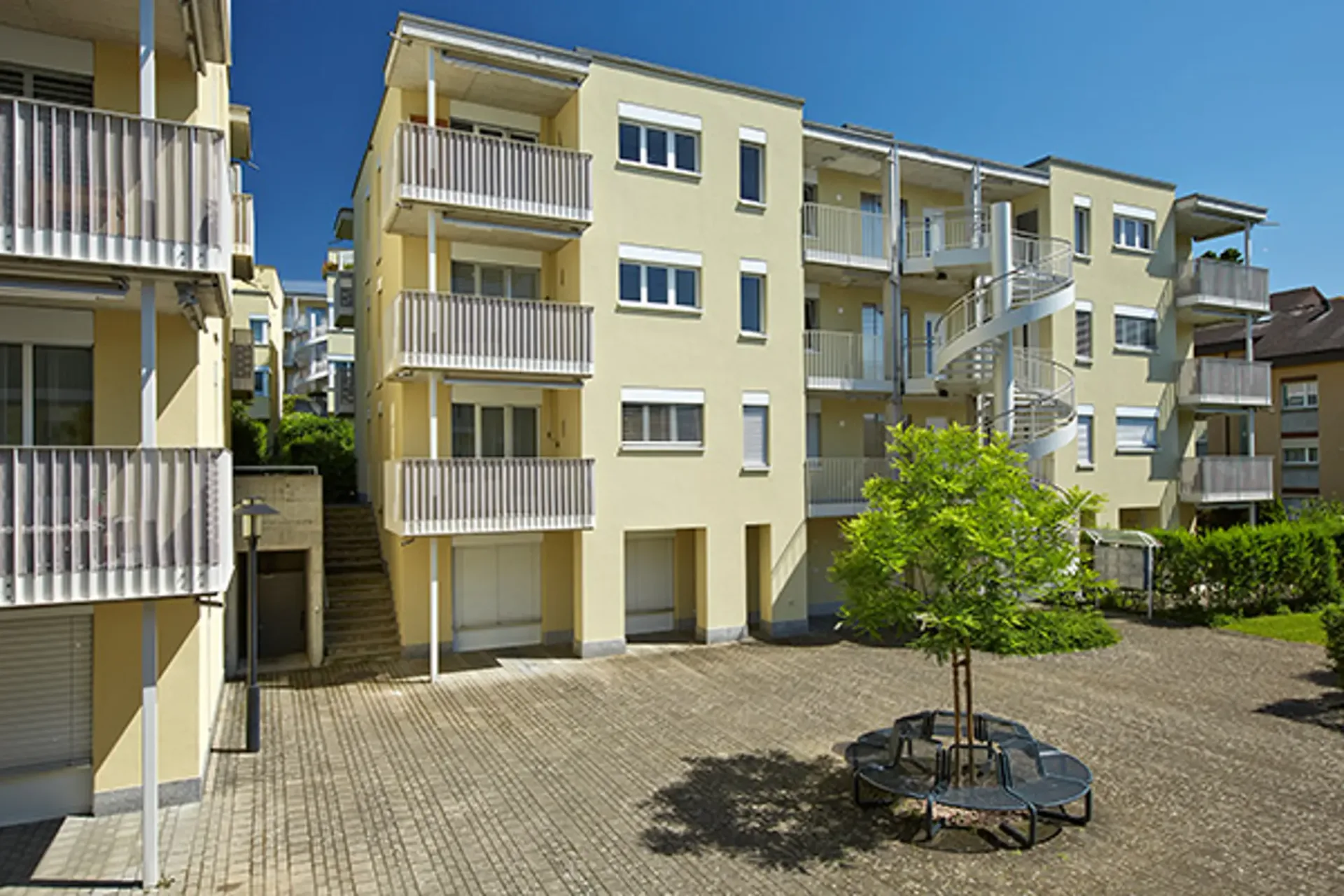 Wohnung mit Garten und Balkon!