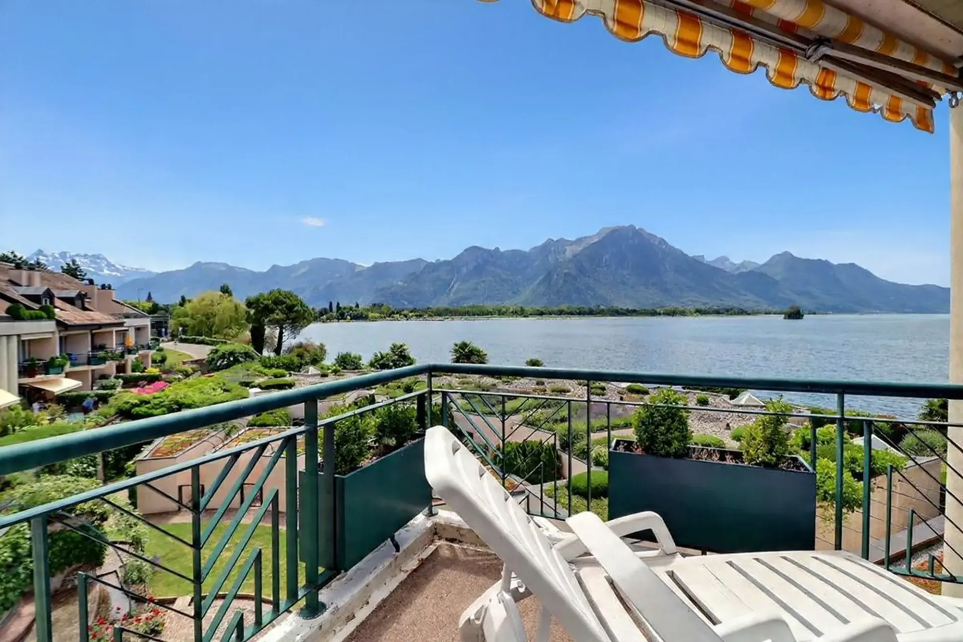 Schönes 4,5-Zimmer-Apartment am Seeufer mit sehr schönem Panoramablick
