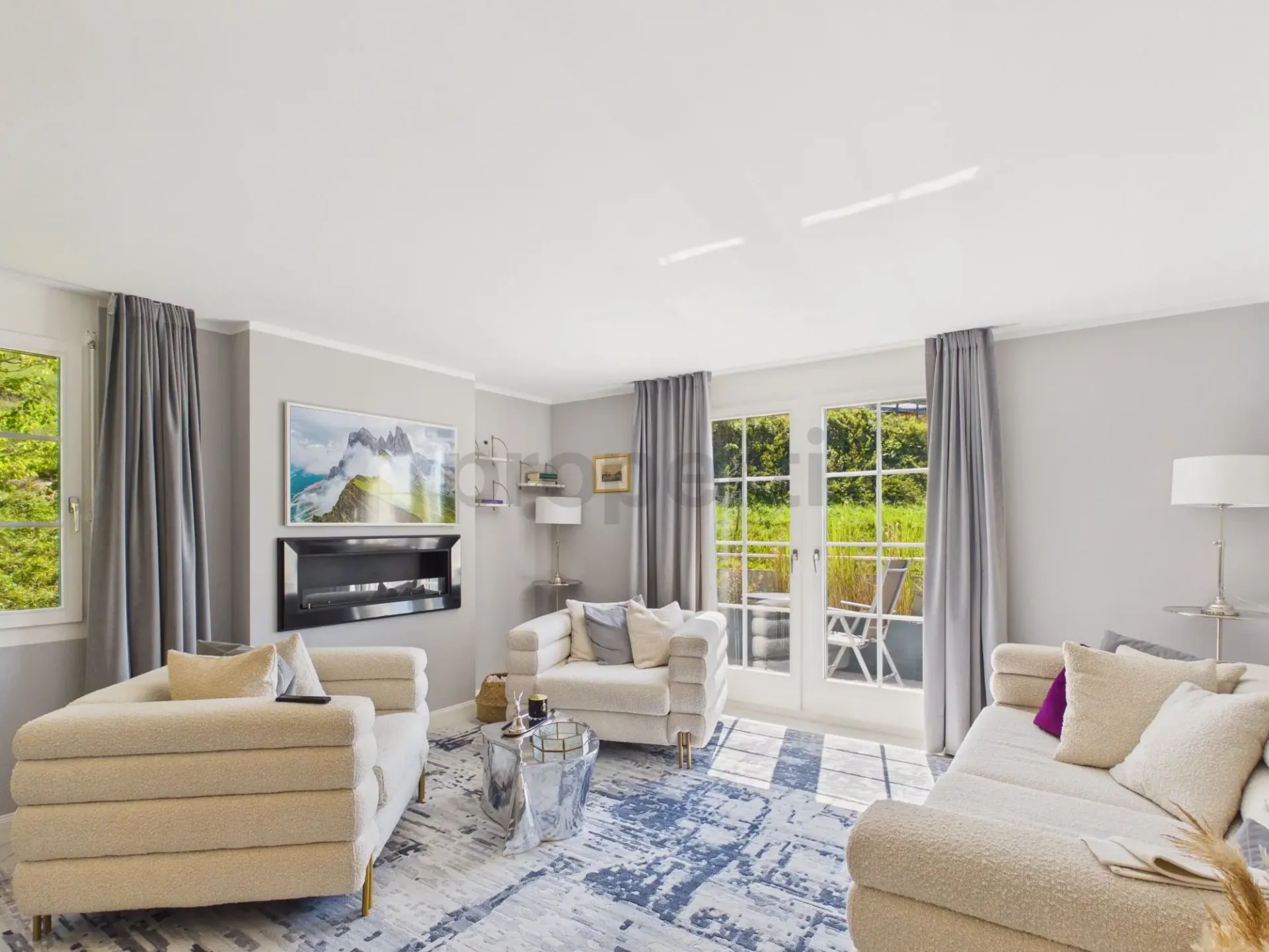Elegante 2.5 Zimmer-Wohnung mit exklusivem Interieur in Oberterzen