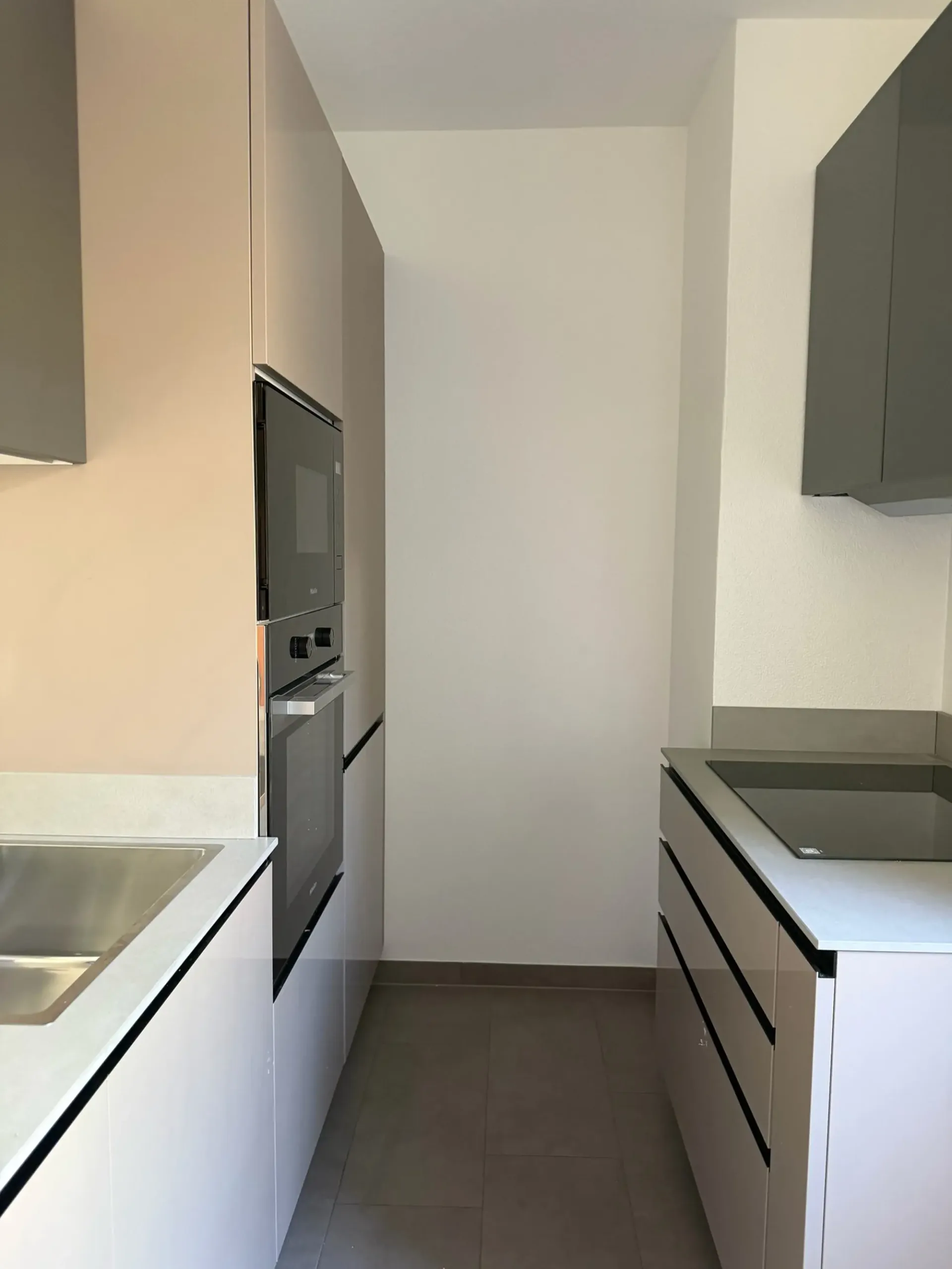 Helles Apartment mit 2.5 Zimmern in Brione sopra Minusio – Seeblick