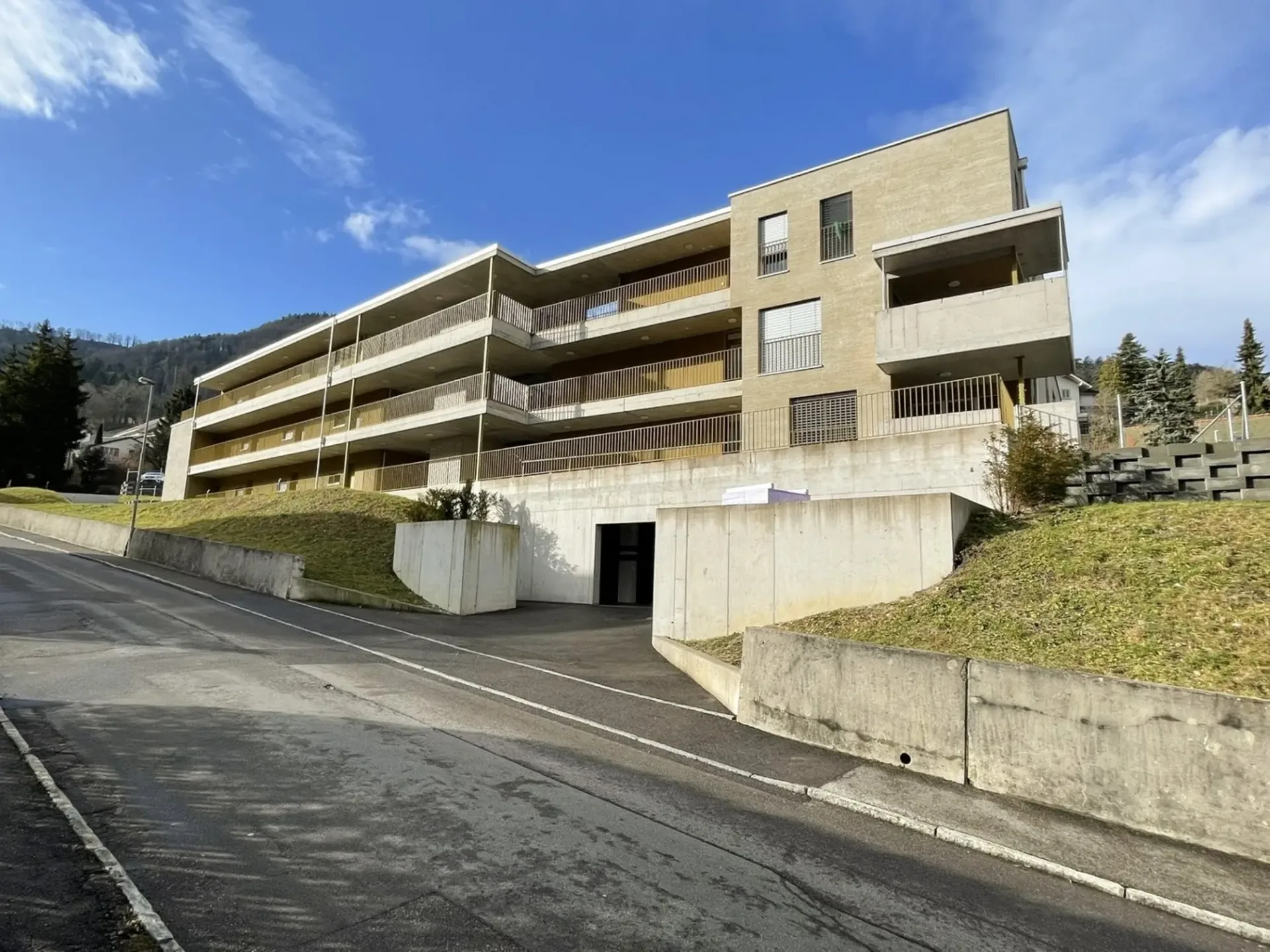 Moderne 2½-Zimmer-Wohnung im Erdgeschoss in Waldenburg