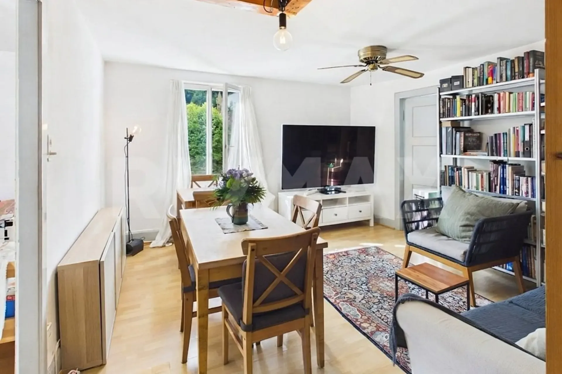 Charming 4-room apartment with spacious attic in Meierhofquartier