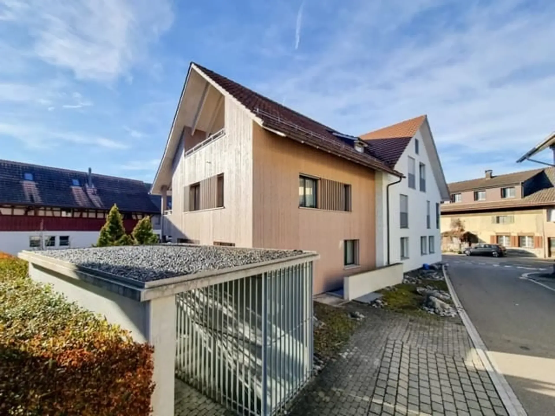 Charmantes 1.5 Zimmer Loft mit Galerie in Kleinandelfingen