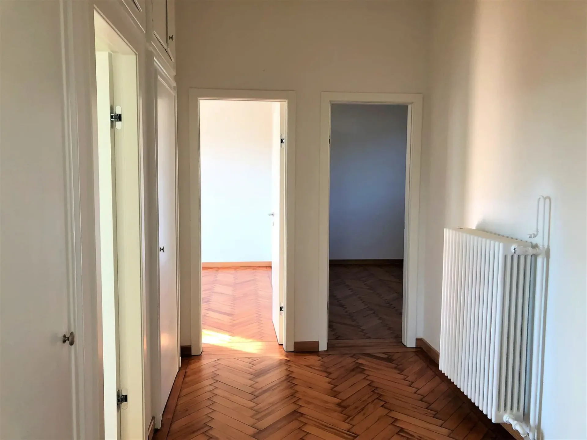 Renovierte Wohnung mit Parkplatz, keine Nebenkostenabrechnung, 1 Monat kostenlos