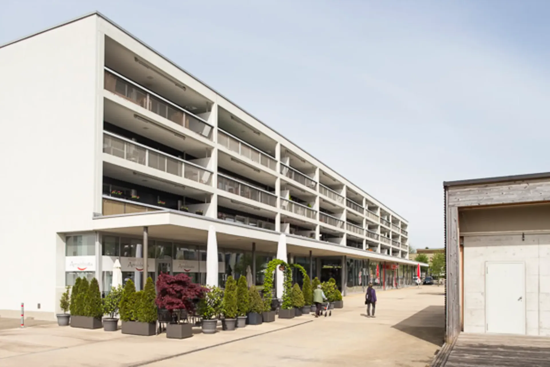 Zentral wohnen mit grossem Balkon!