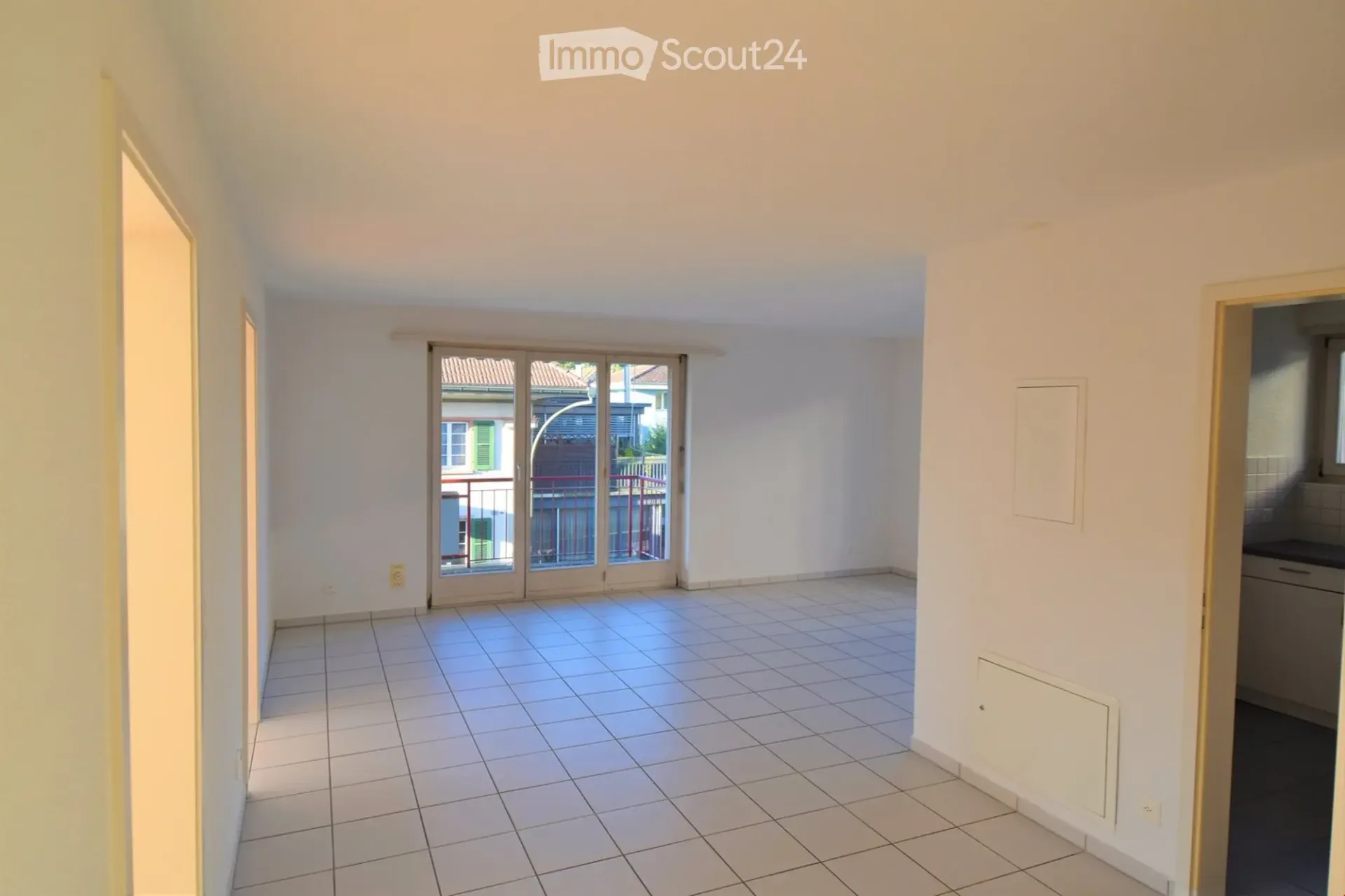 4.5-Zimmerwohnung mit grosser Terrasse und grossem Balkon