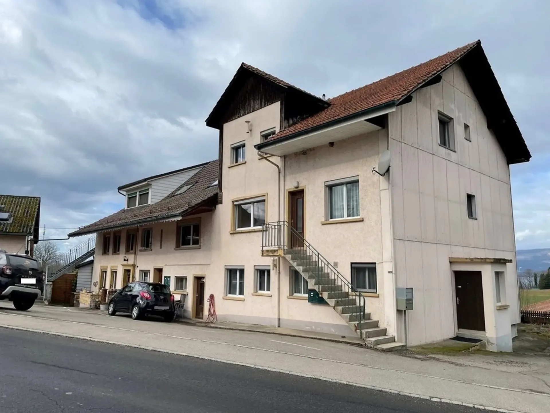 Schönes 4-Zimmer-Apartment in Chabrey