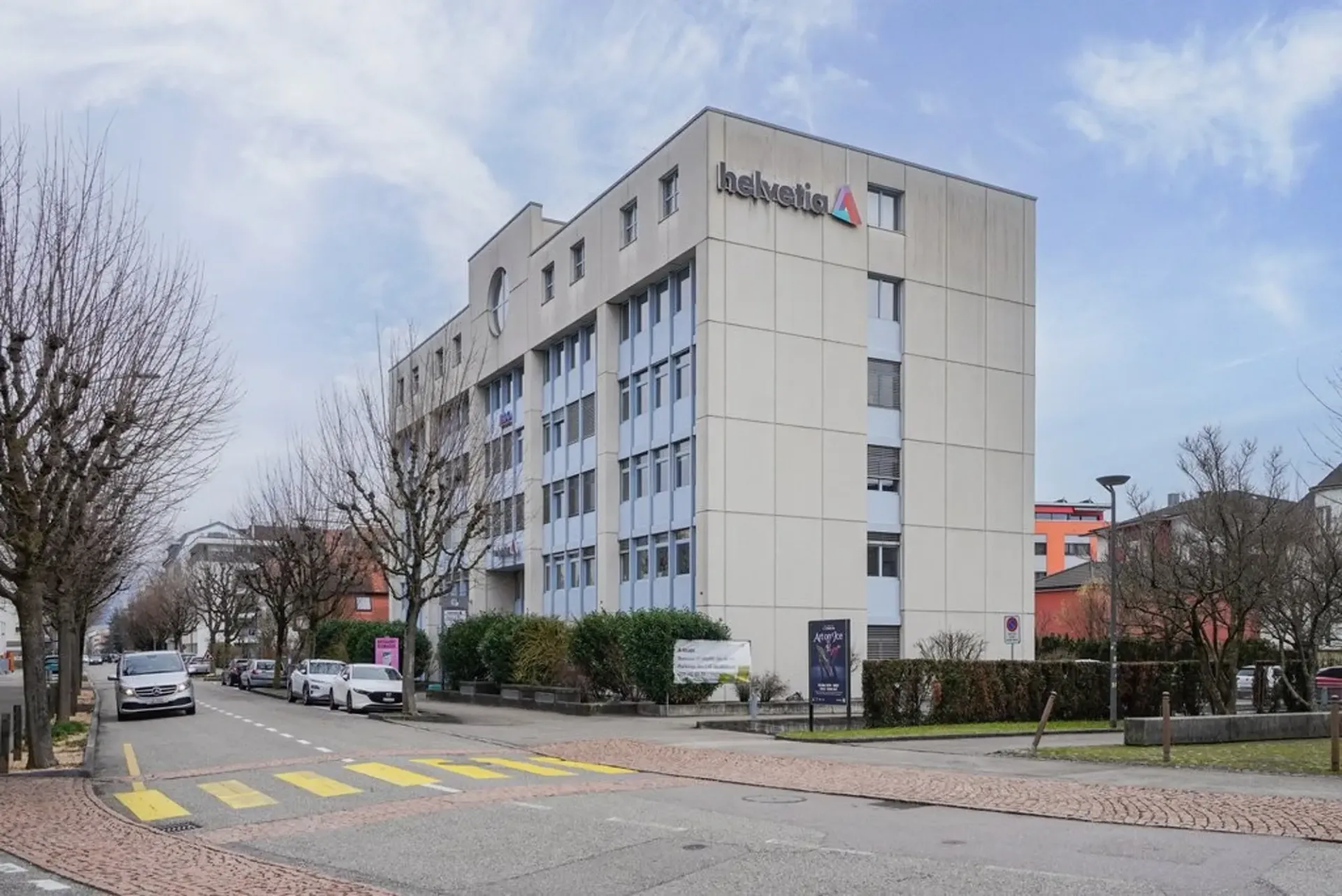 Ihr neues Büro in der Nähe des Bahnhofs