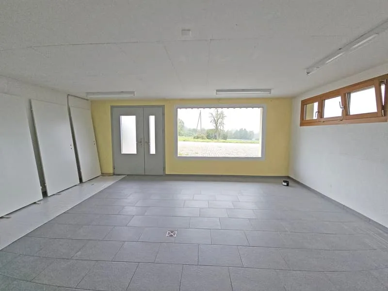 Ausstellungs-/Show- oder Lagerraum