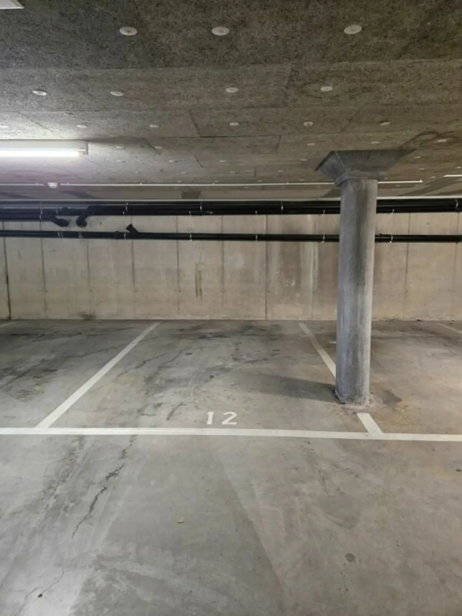 Einstellhalle  Nr. 12  Eichenweg , Belp