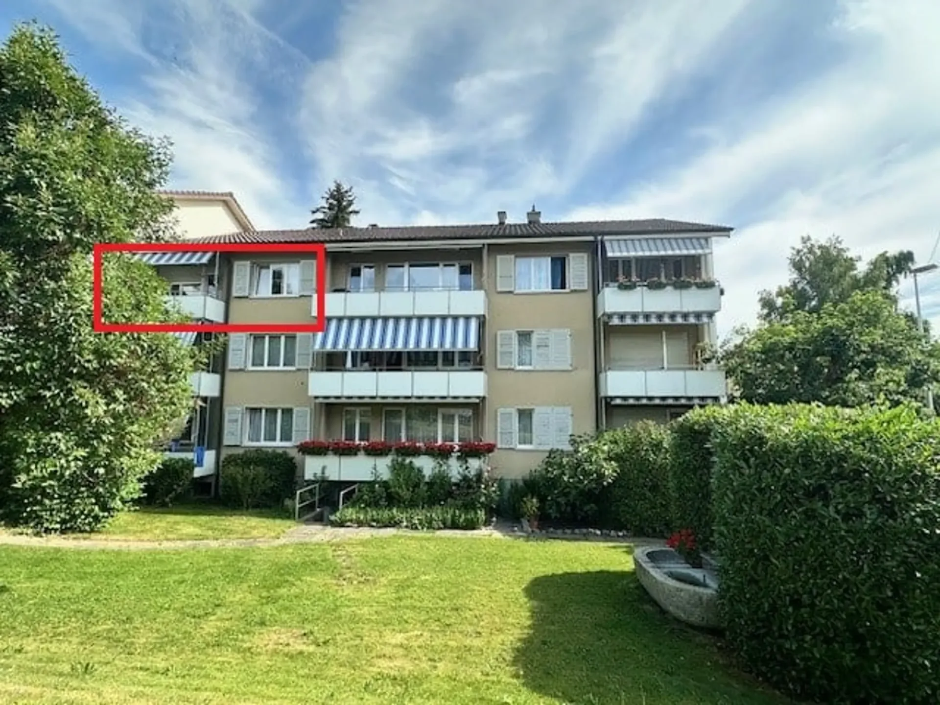 Charmante 4-Zimmer-Wohnung mit Balkon in ruhiger Lage in Köniz