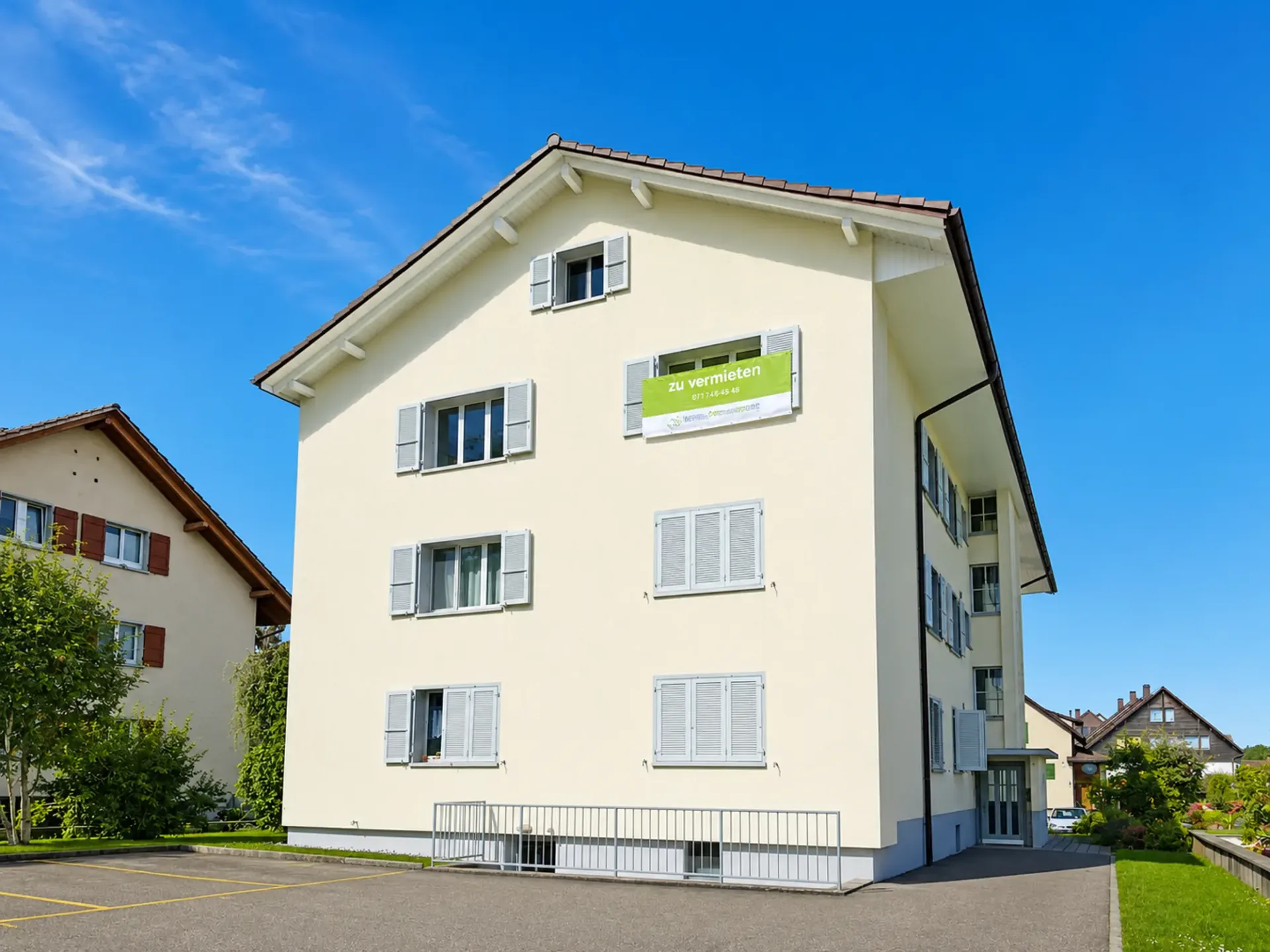 Äs gmüetlechs Deheime mit günstigerem Strom diräkt abem Dach