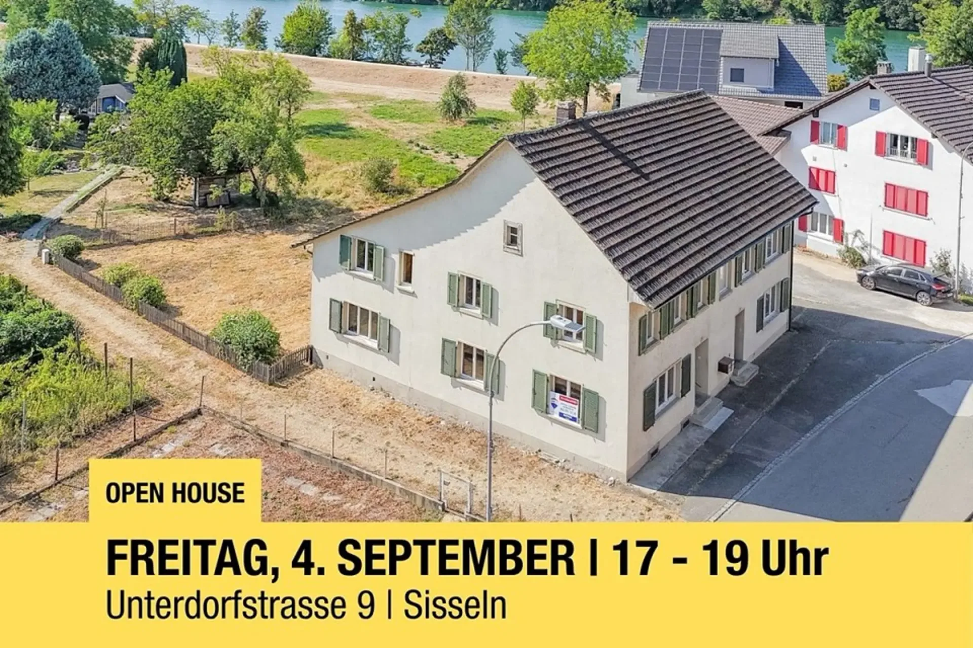 Tax-friendly living near the Rhine: Two-family house with development potential