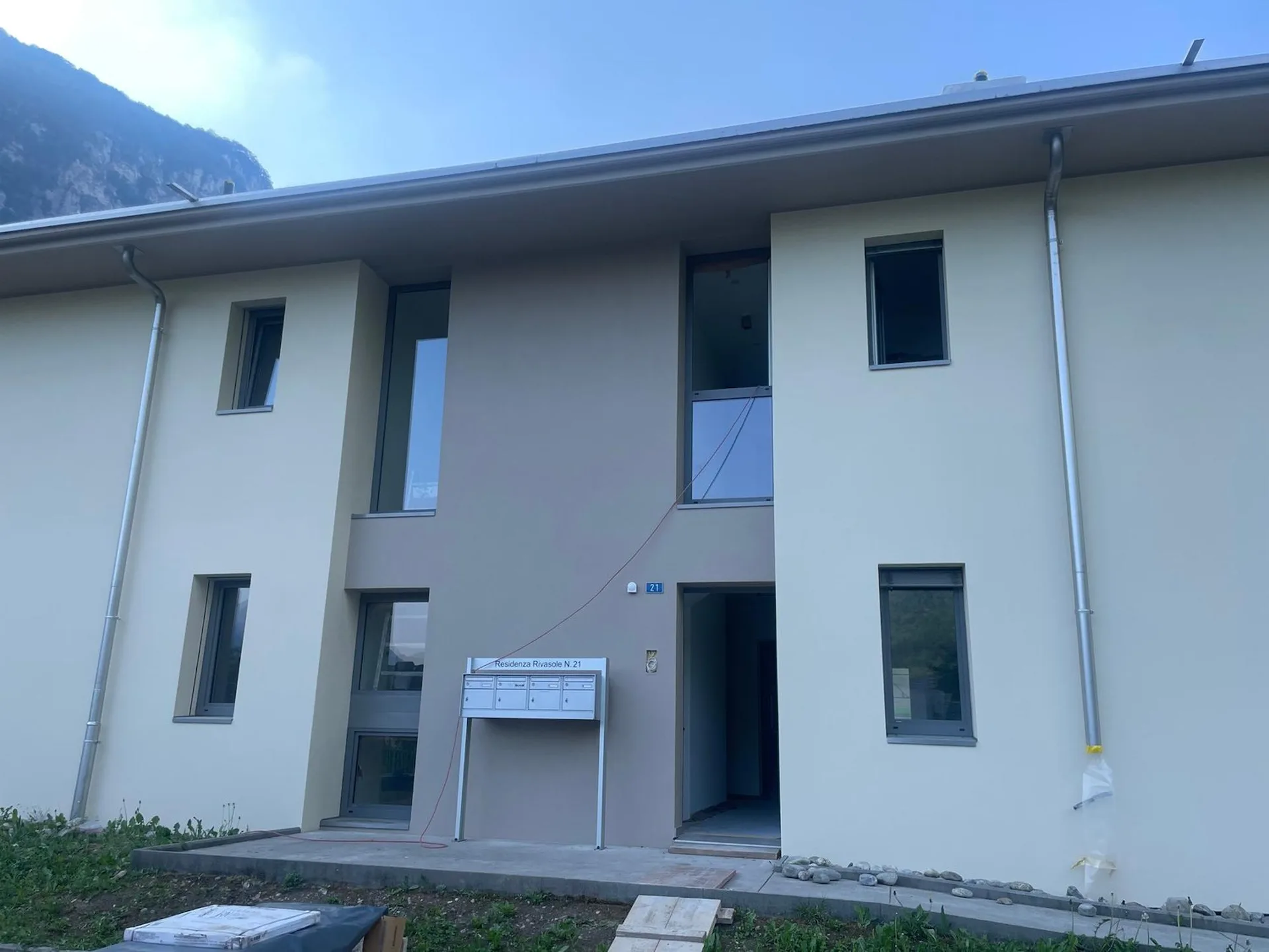 Neue Wohnung im ersten und letzten Stock