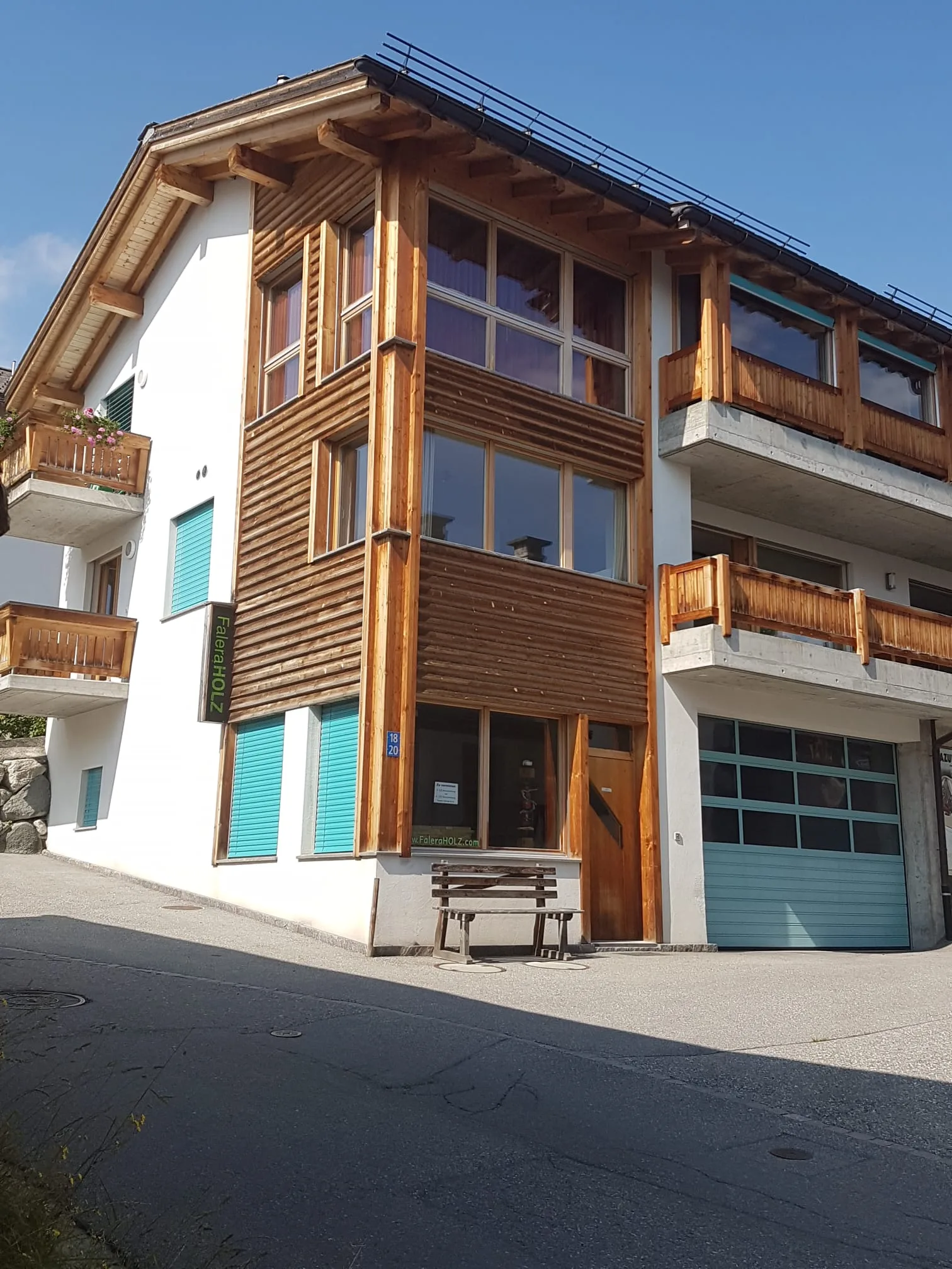 Ferienwohnung im Zentrum von Falera zur Dauermiete