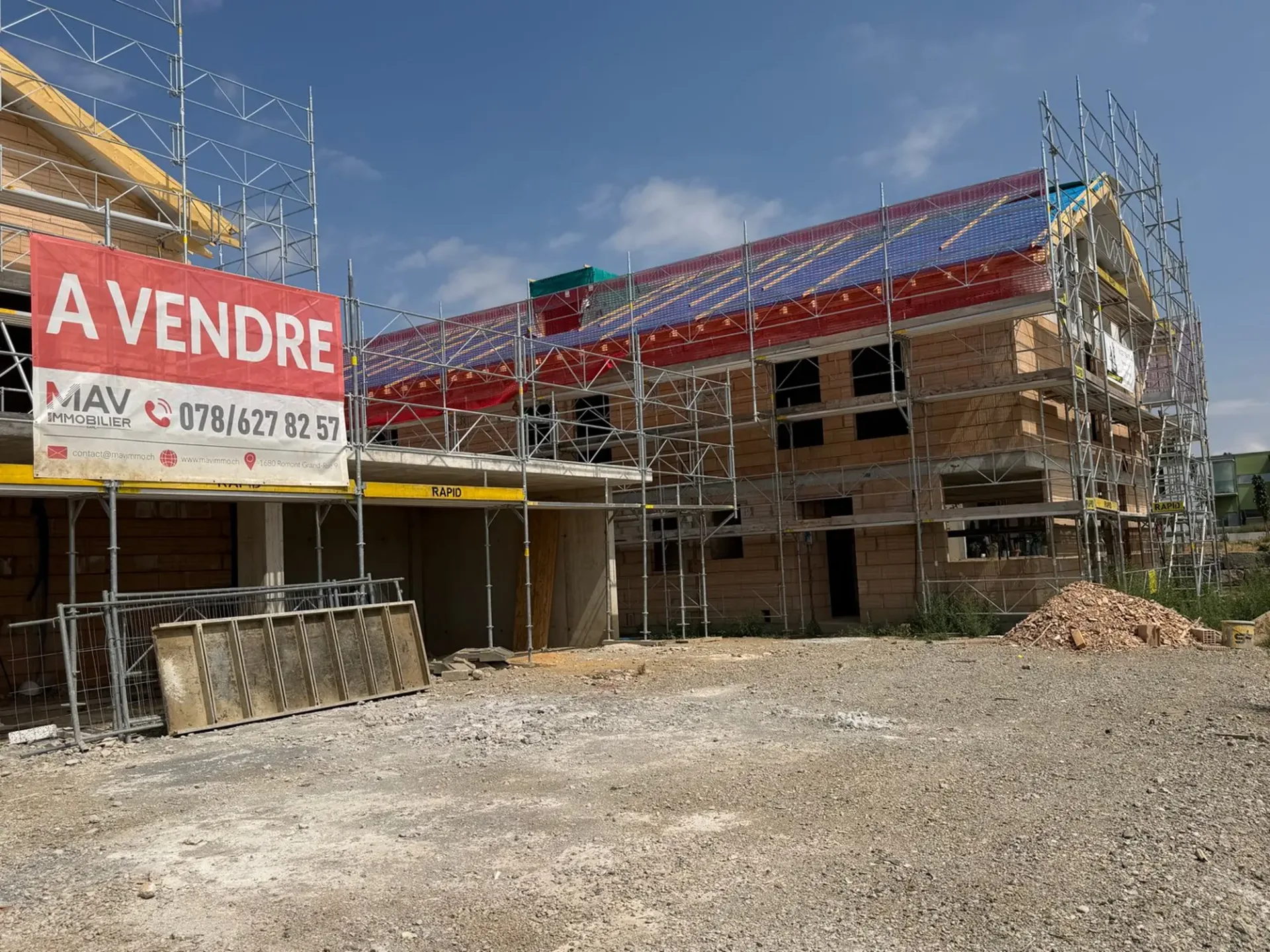 Neu in Lussy (FR) Mehr als 3 Villen verfügbar !
