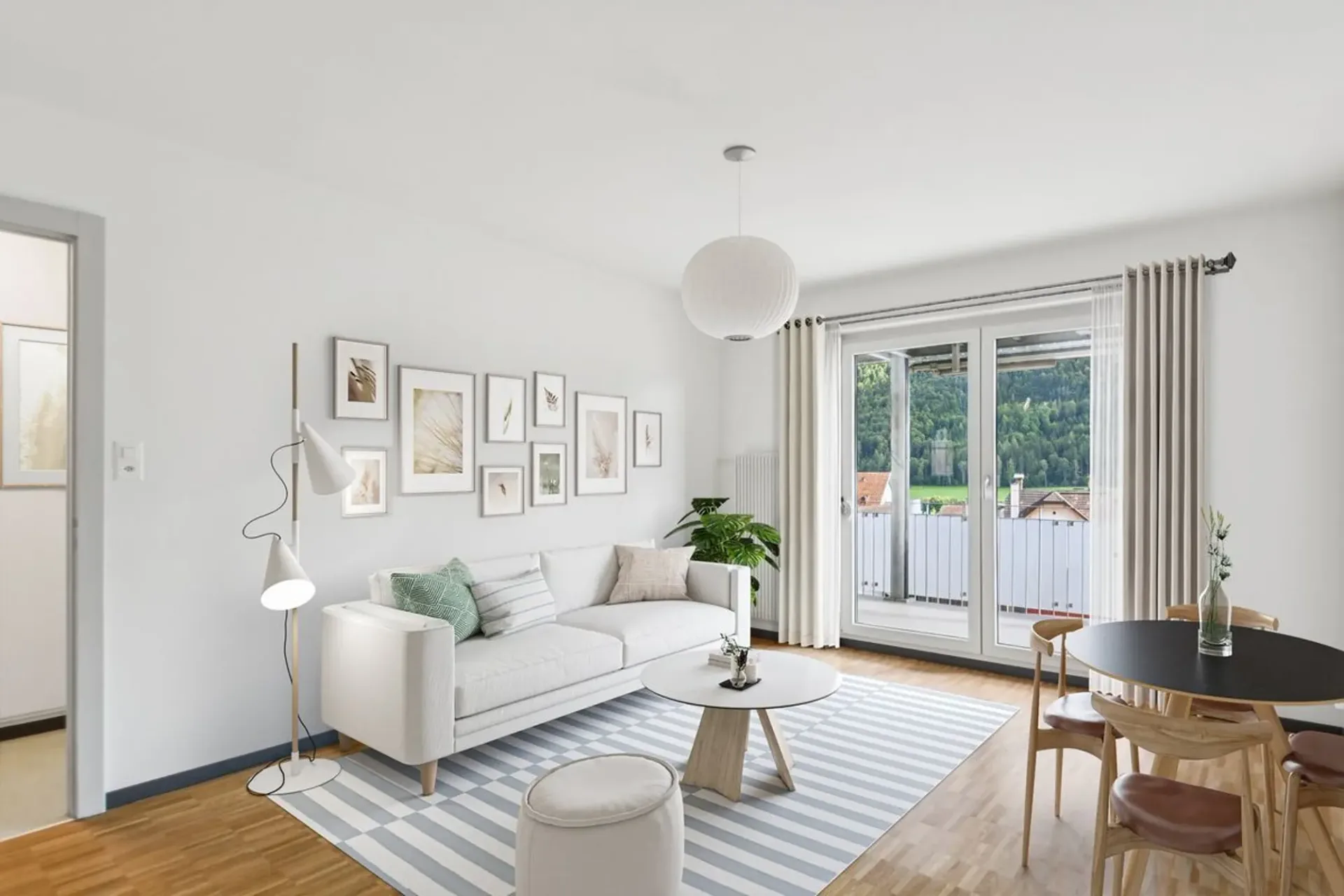 Geräumige 4-Zimmer-Wohnung mit großem Balkon
