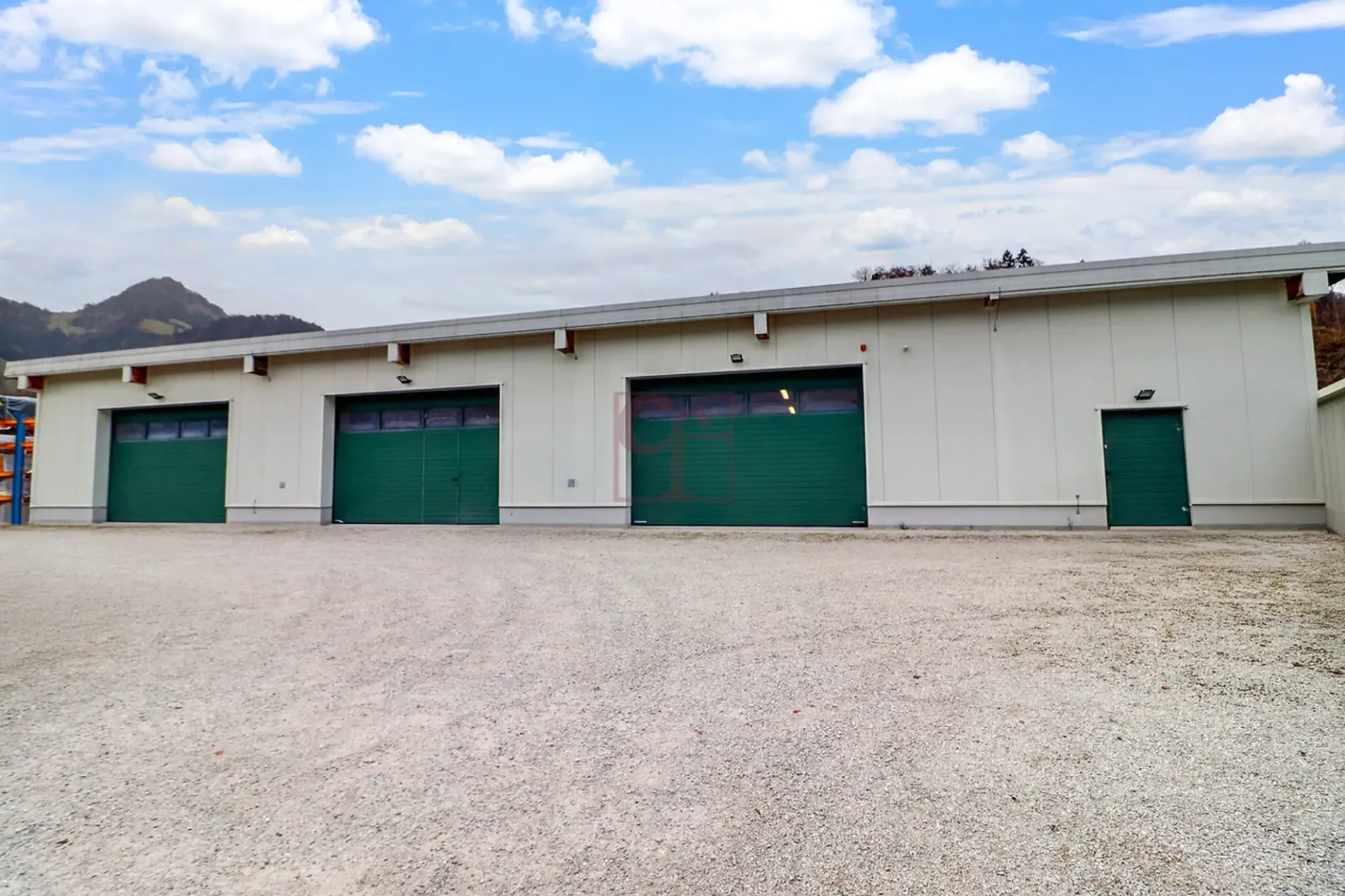 Moderne Lagerhalle in Enney - Ideal gelegen nahe Bulle