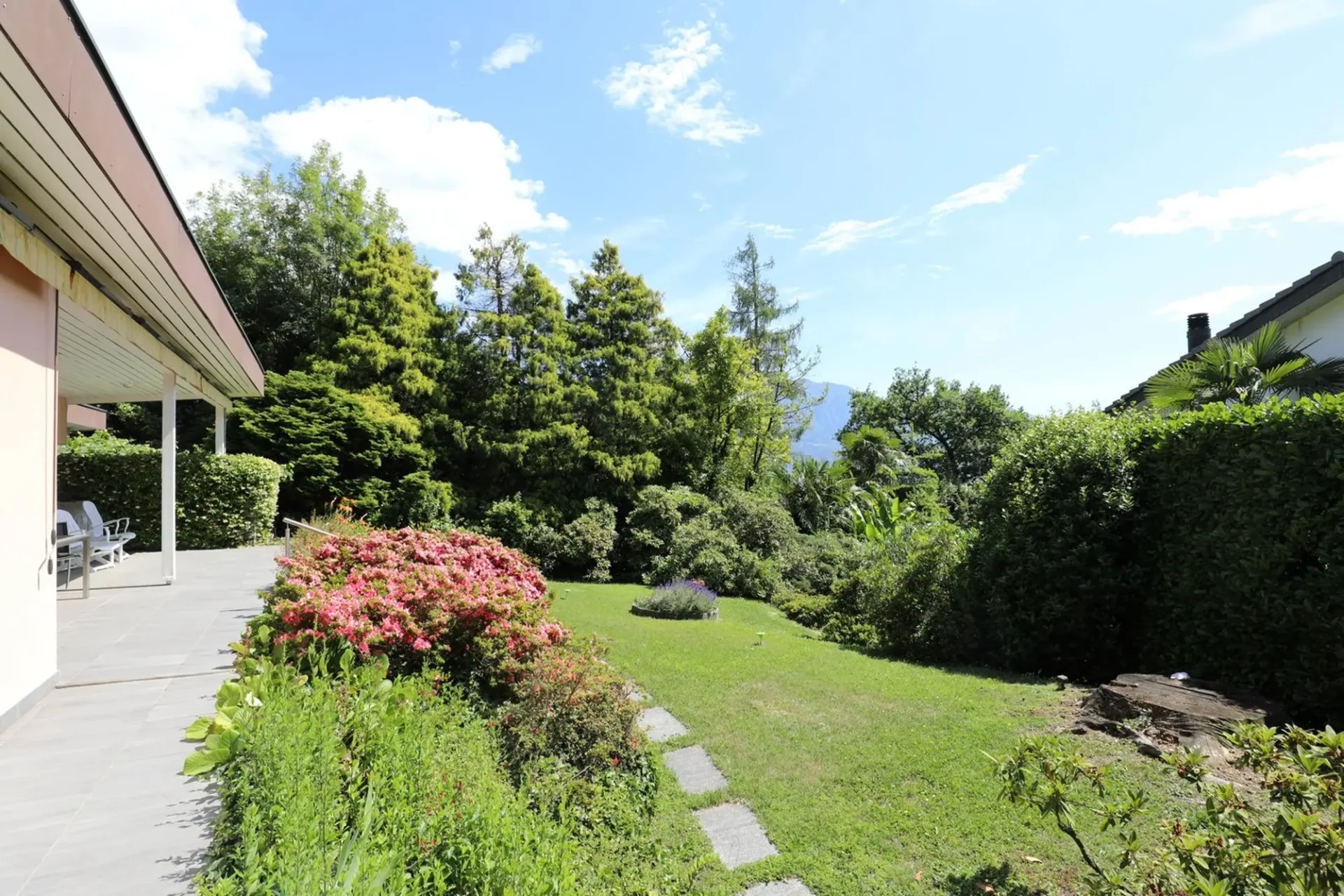 Charming single-family house in a sunny location in Brione s. Minusio