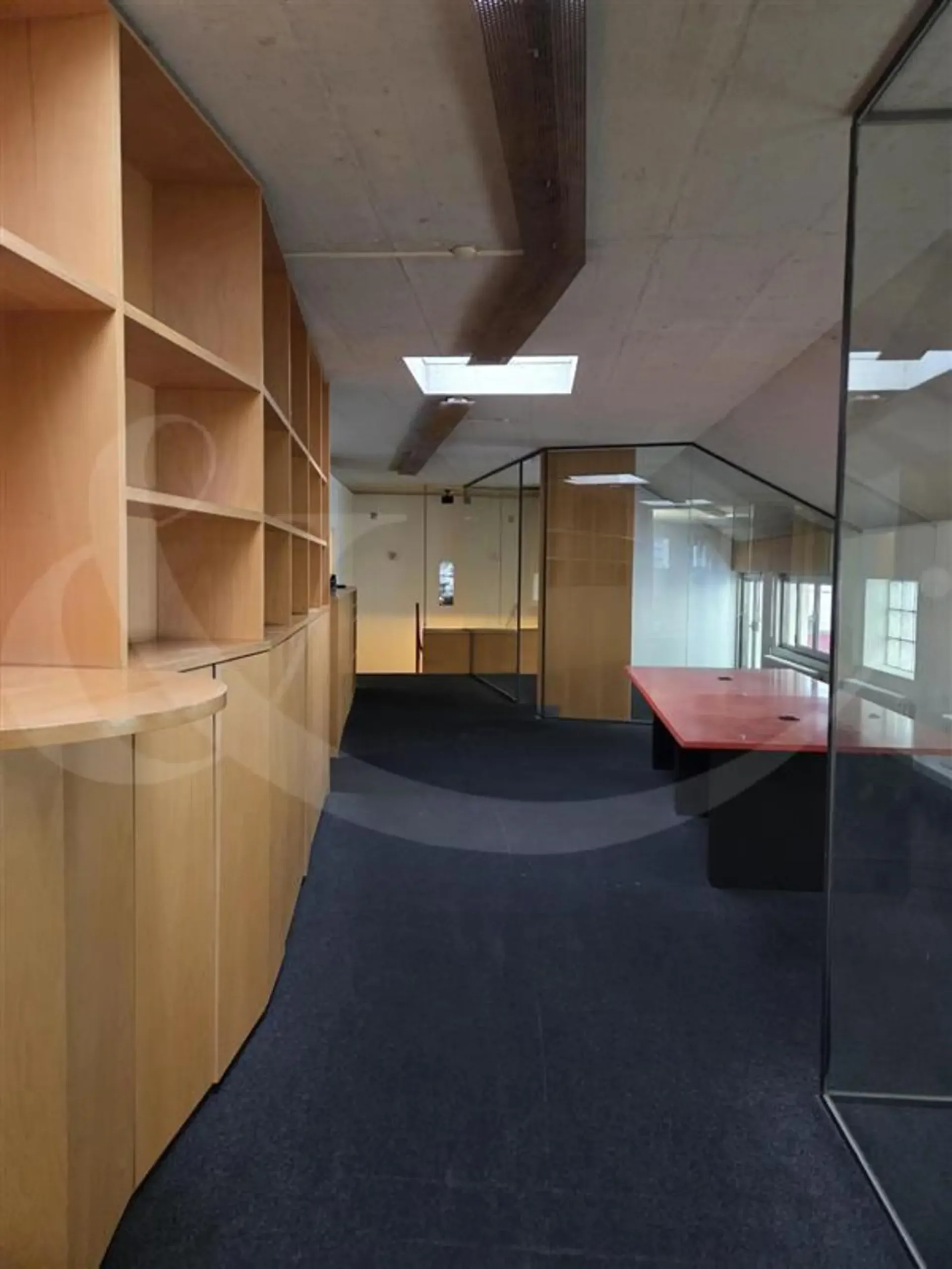 Rue Jean-Jaquet 8, Gewerbefläche von 322 m²