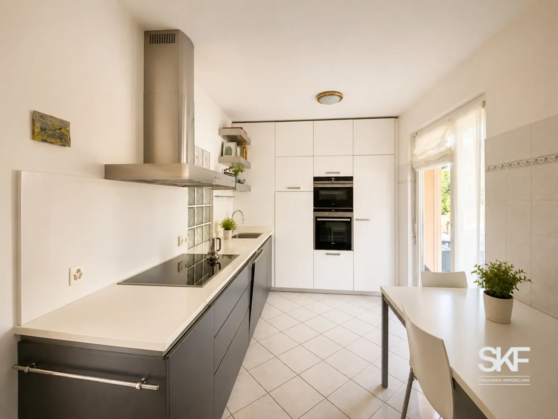 VACALLO - BRIGHT PROPERTY FOR SALE WITH PRIVATE GARDEN